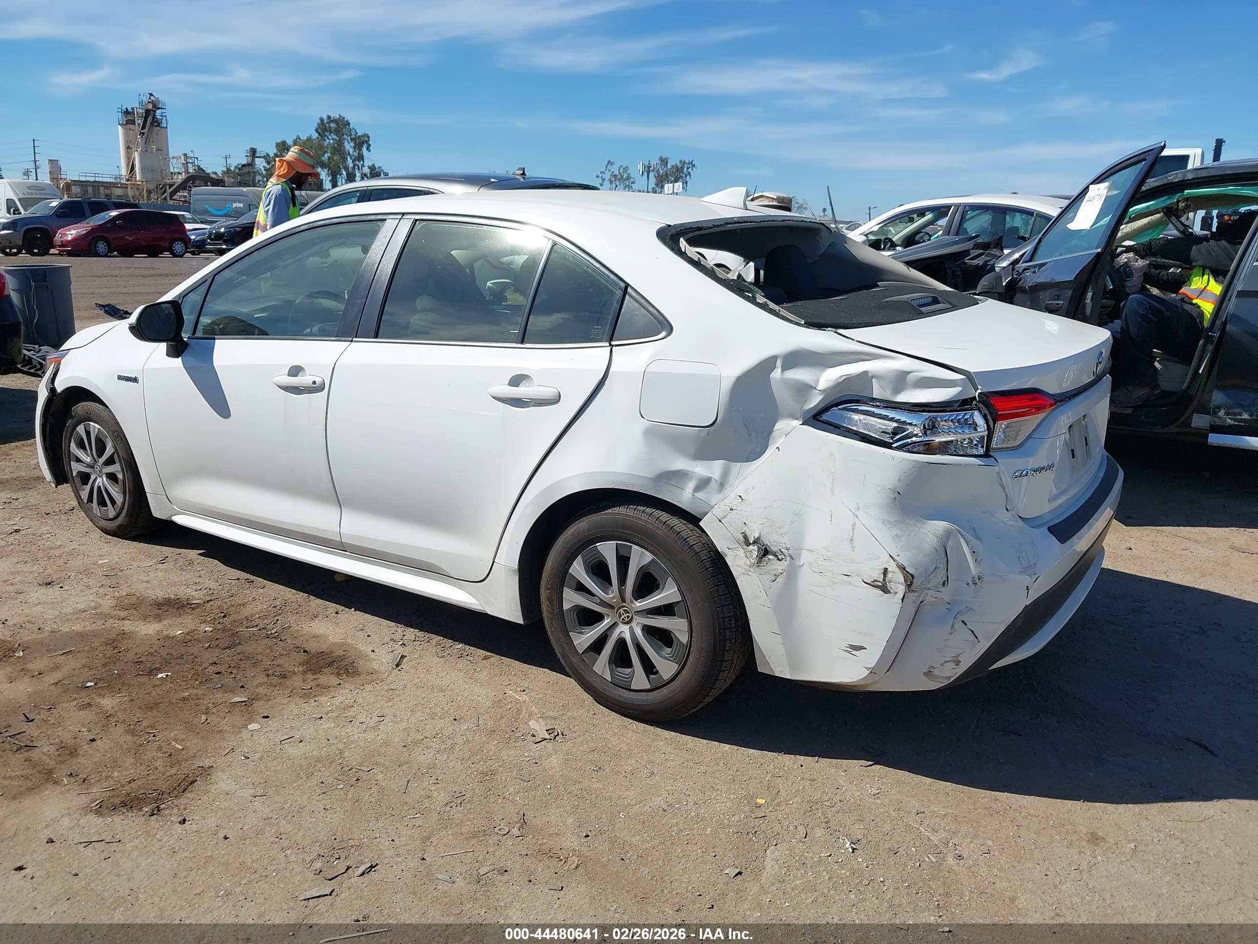 TOYOTA COROLLA image 3