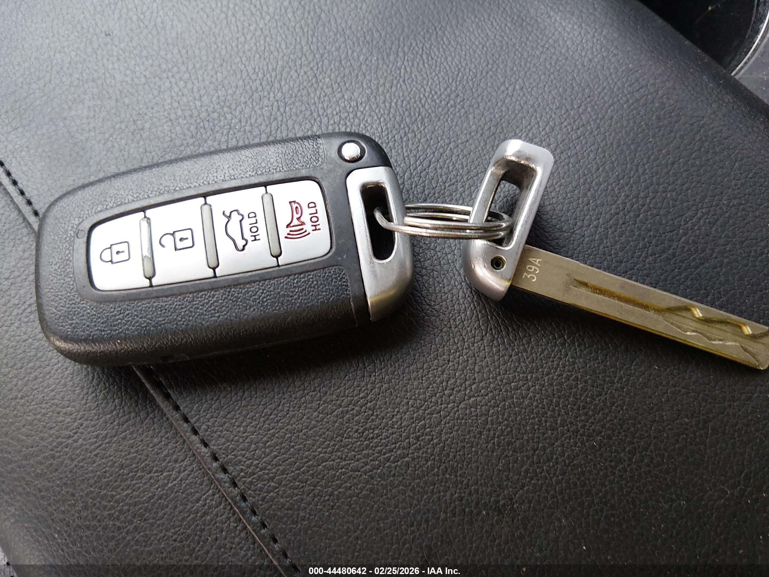 HYUNDAI SONATA image 11