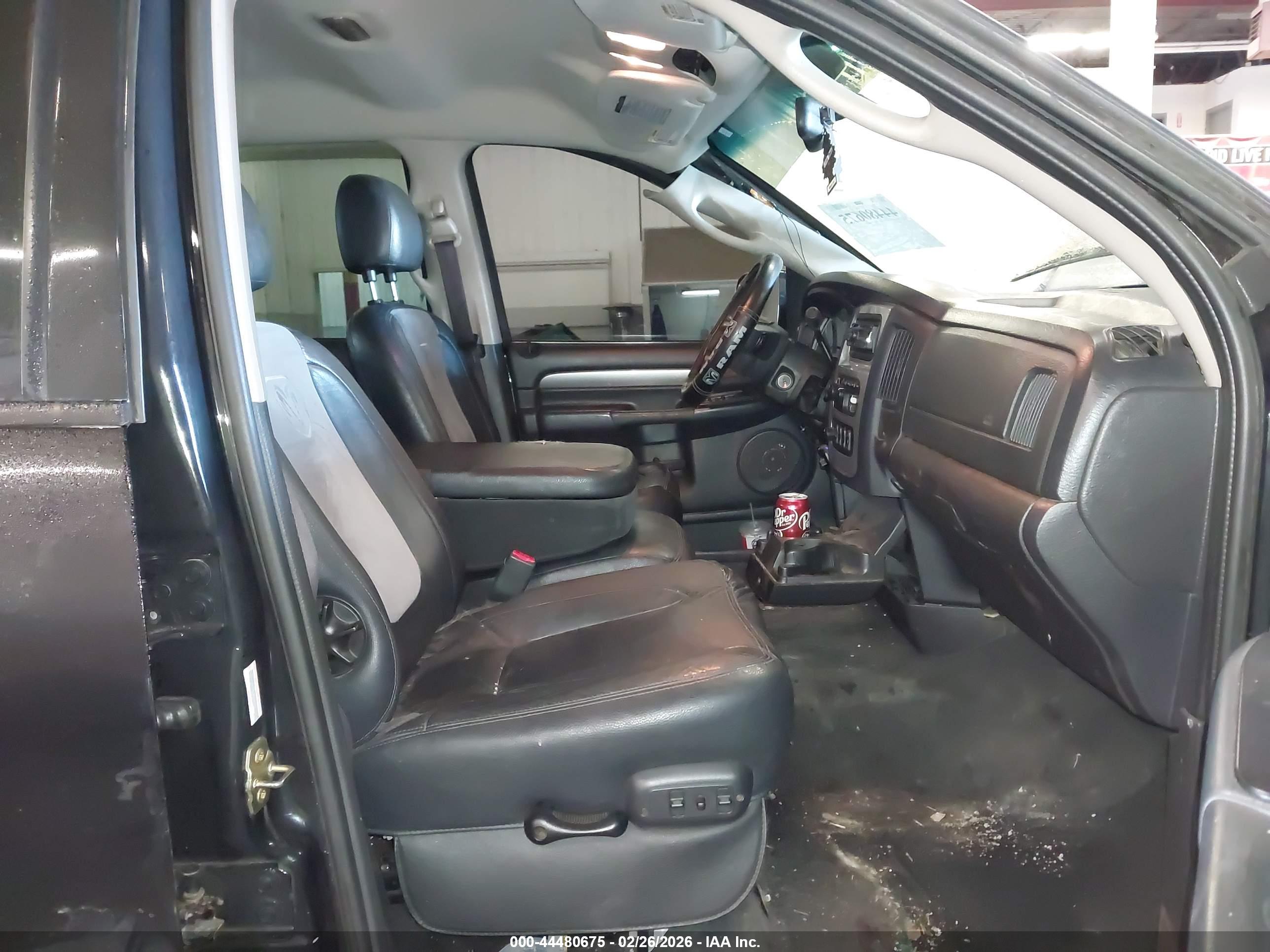 DODGE RAM image 5