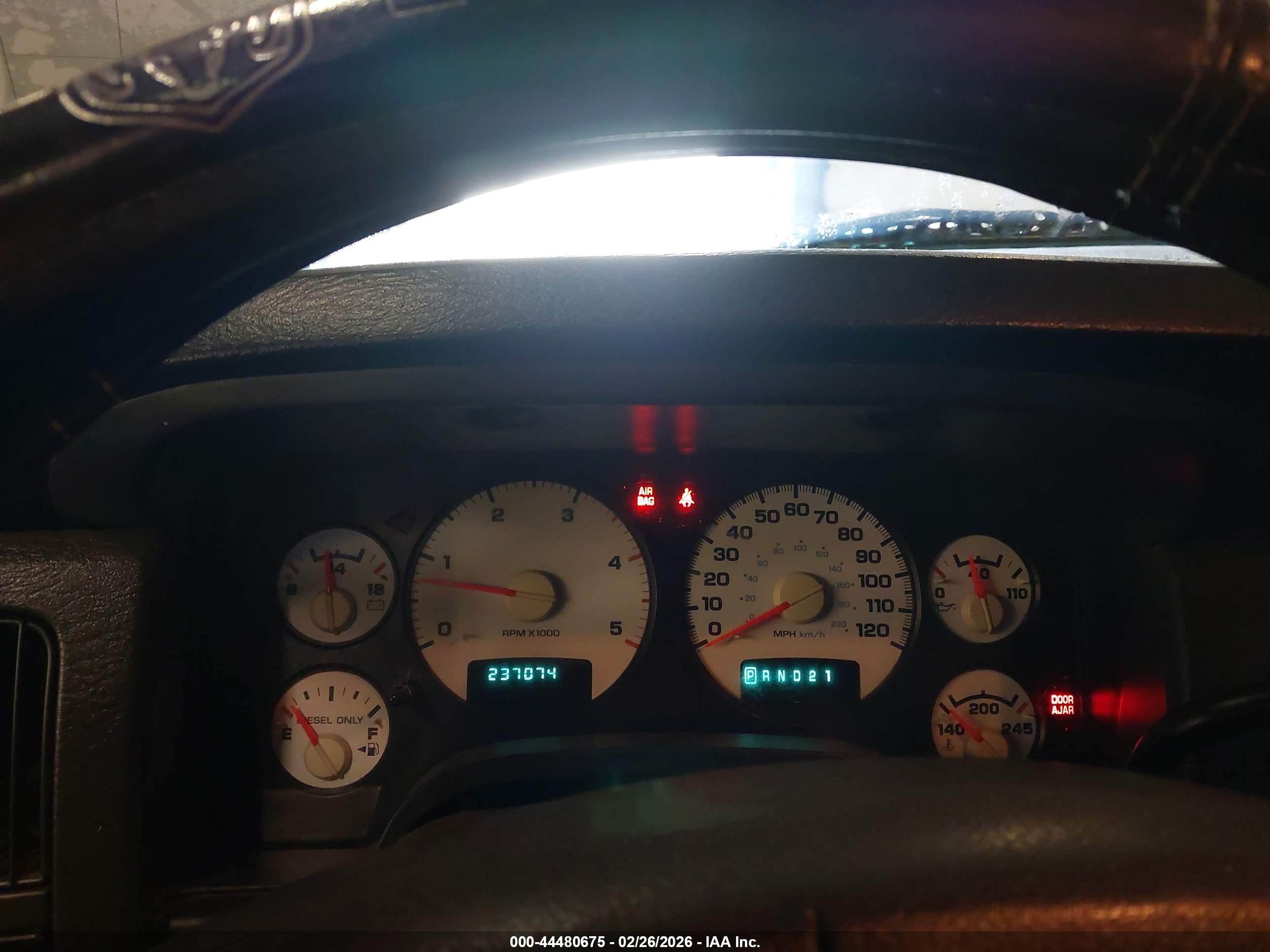 DODGE RAM image 7