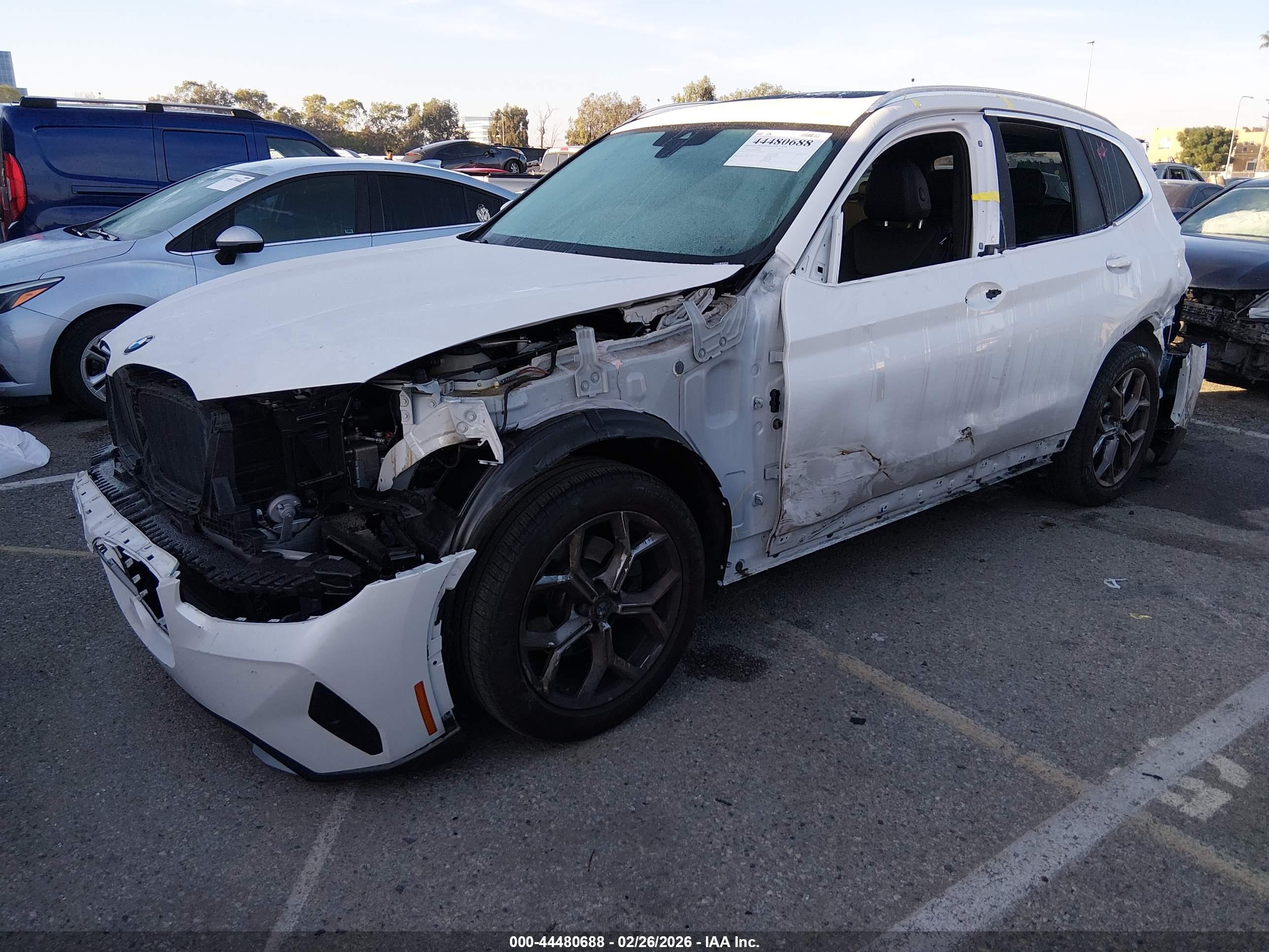 BMW X3 image 2