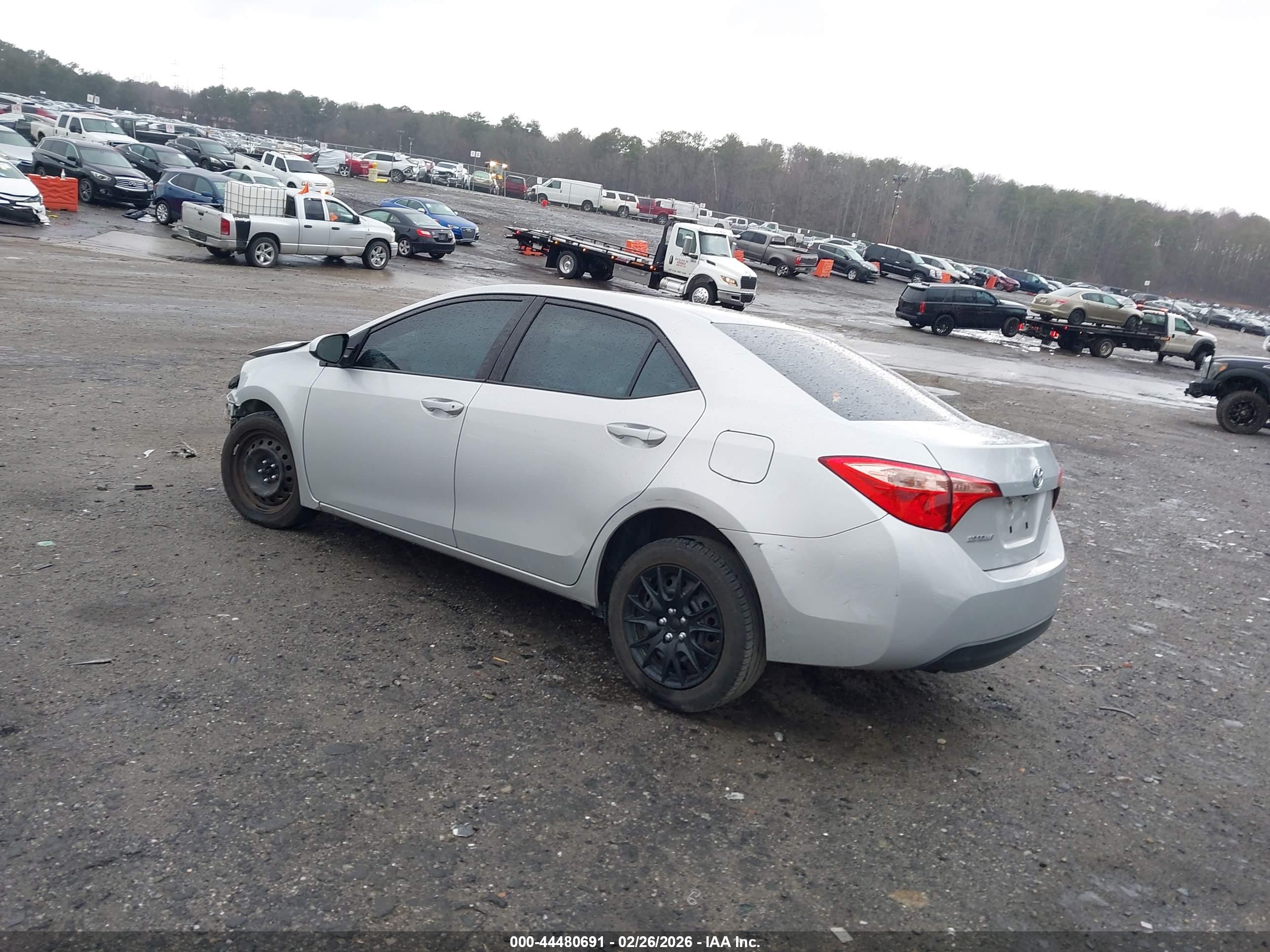 TOYOTA COROLLA image 3