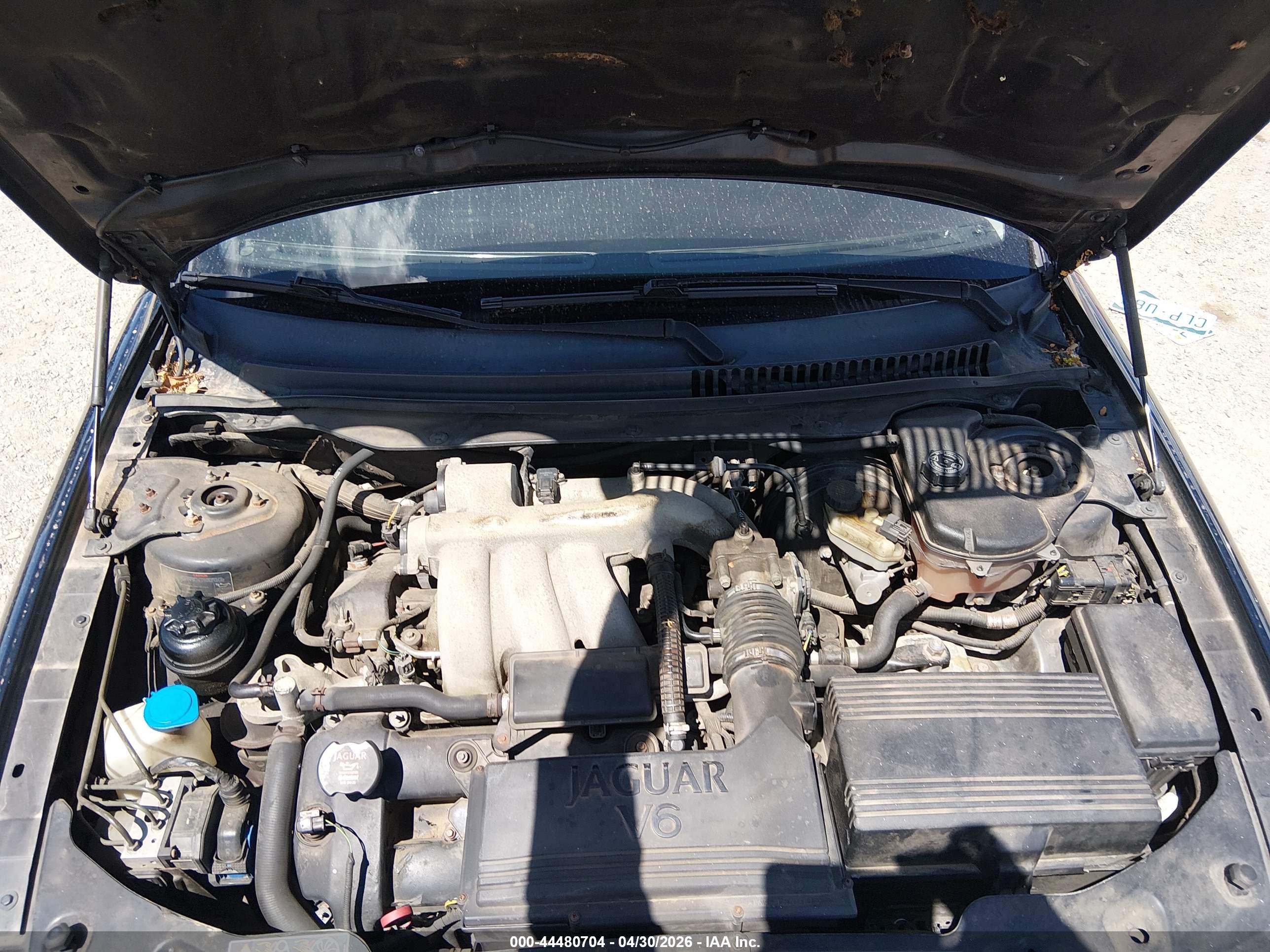 JAGUAR X-TYPE image 10