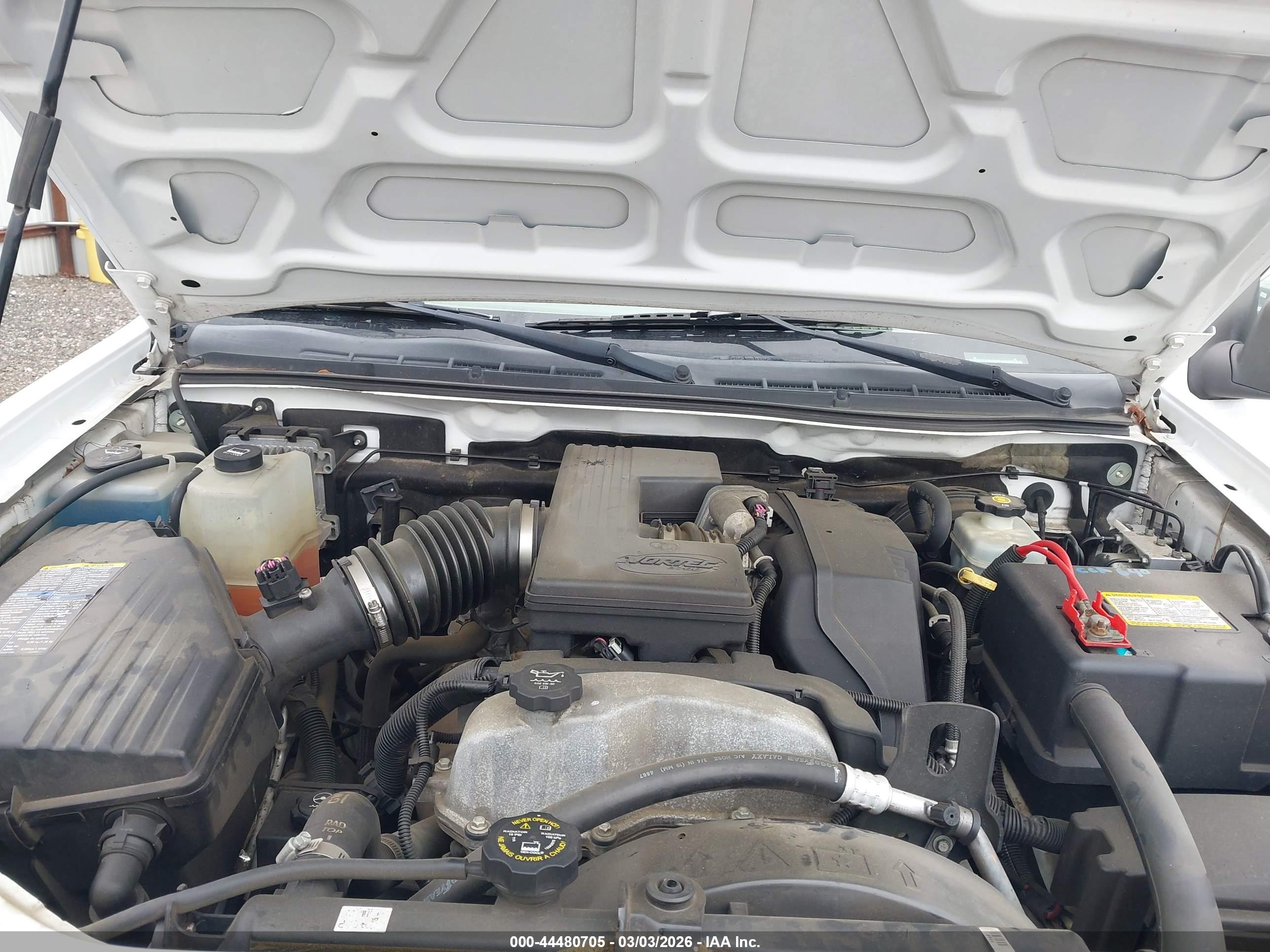 CHEVROLET COLORADO image 10