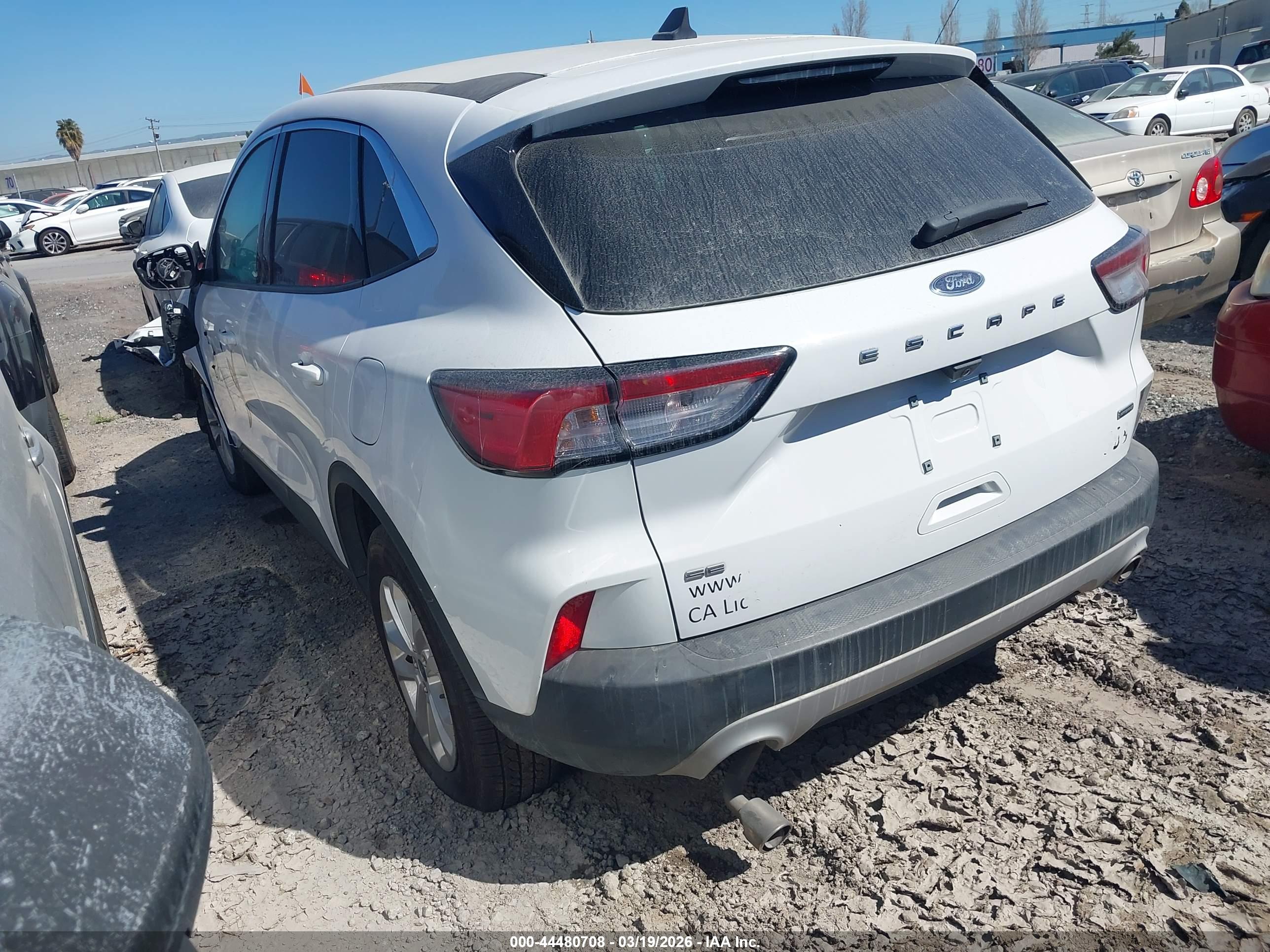 FORD ESCAPE image 3