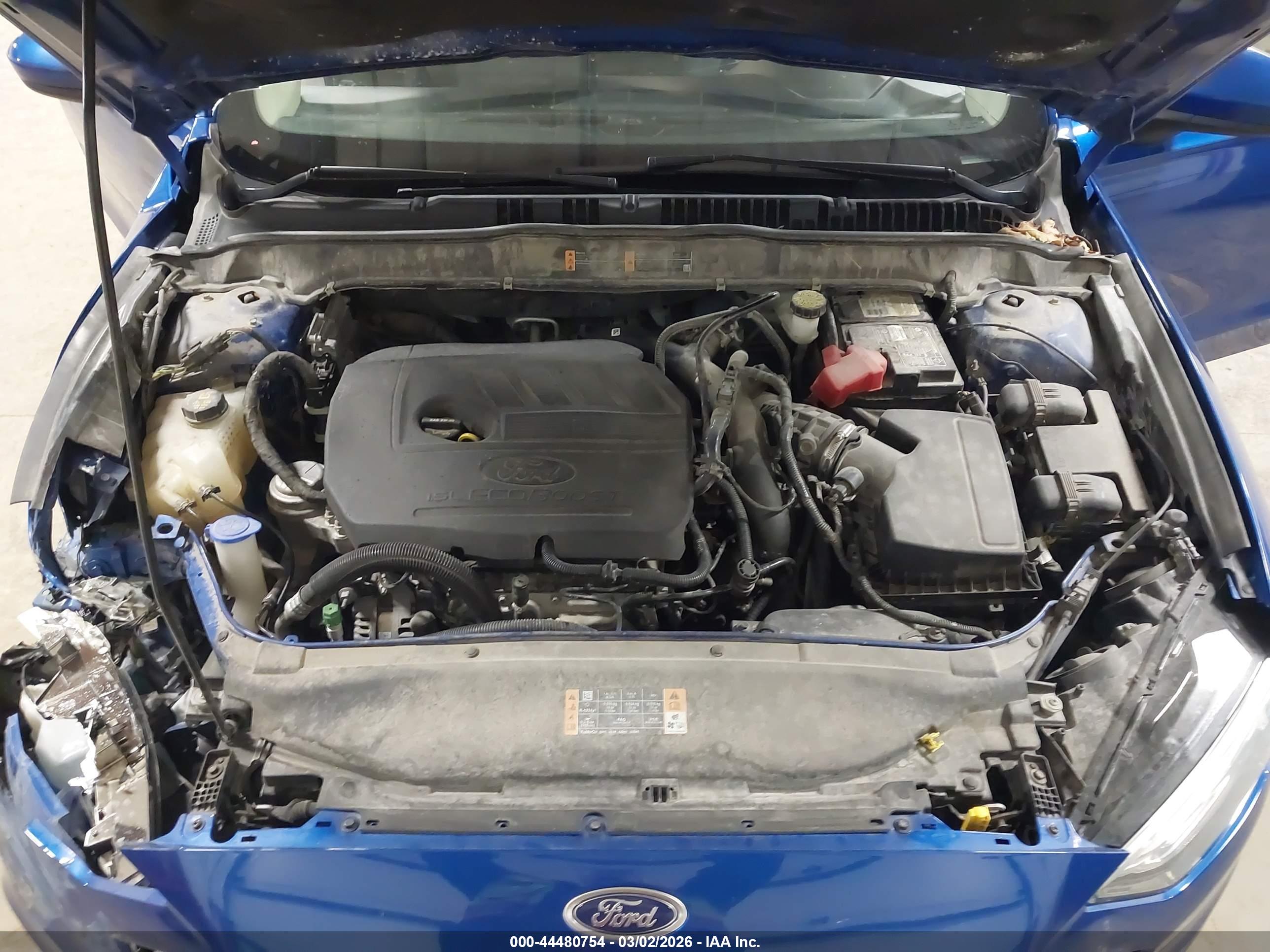 FORD FUSION image 10