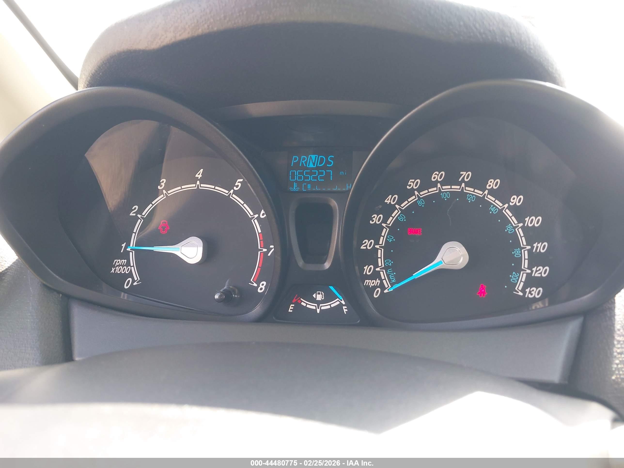 FORD FIESTA image 7