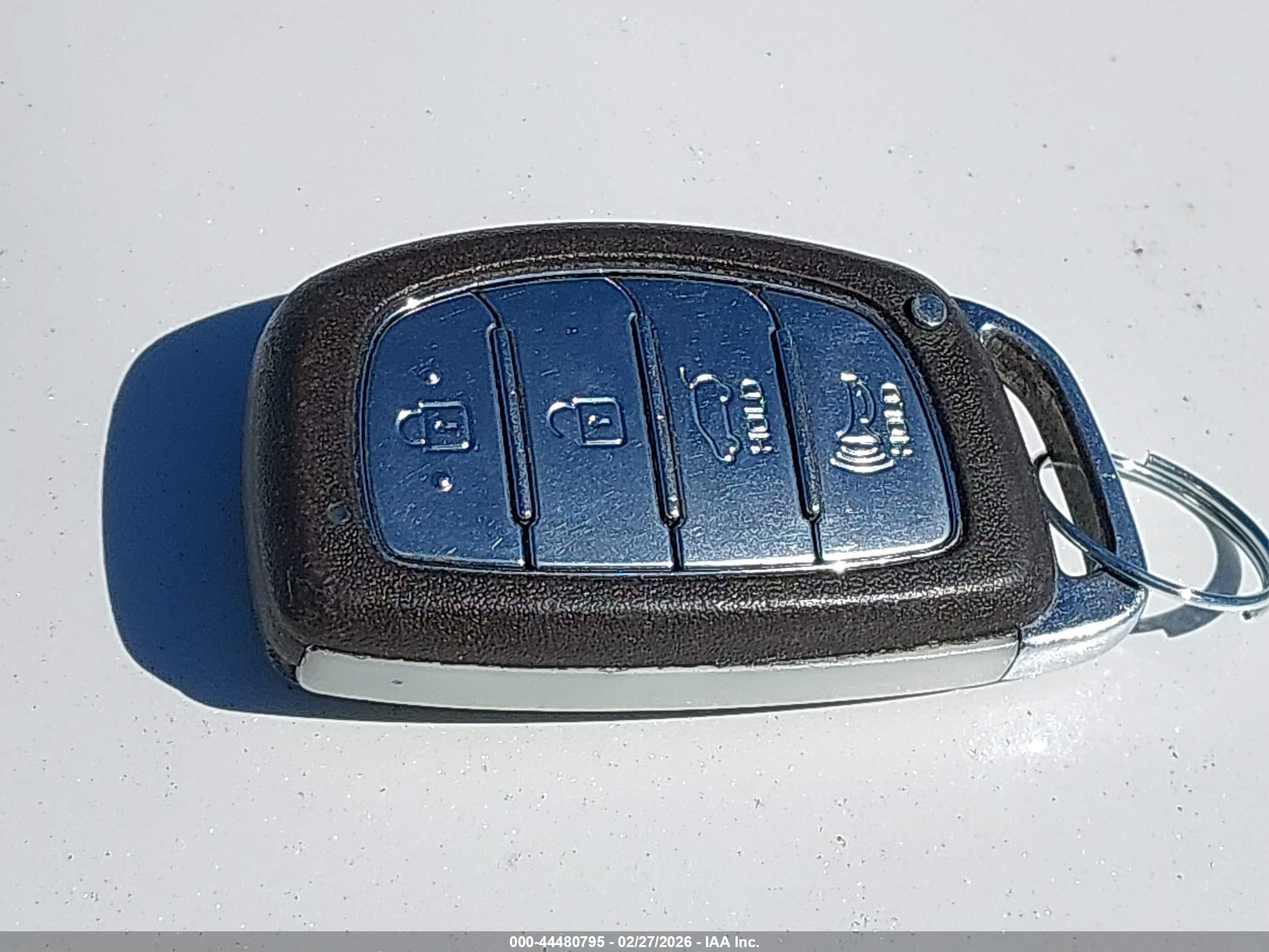 HYUNDAI IONIQ image 11