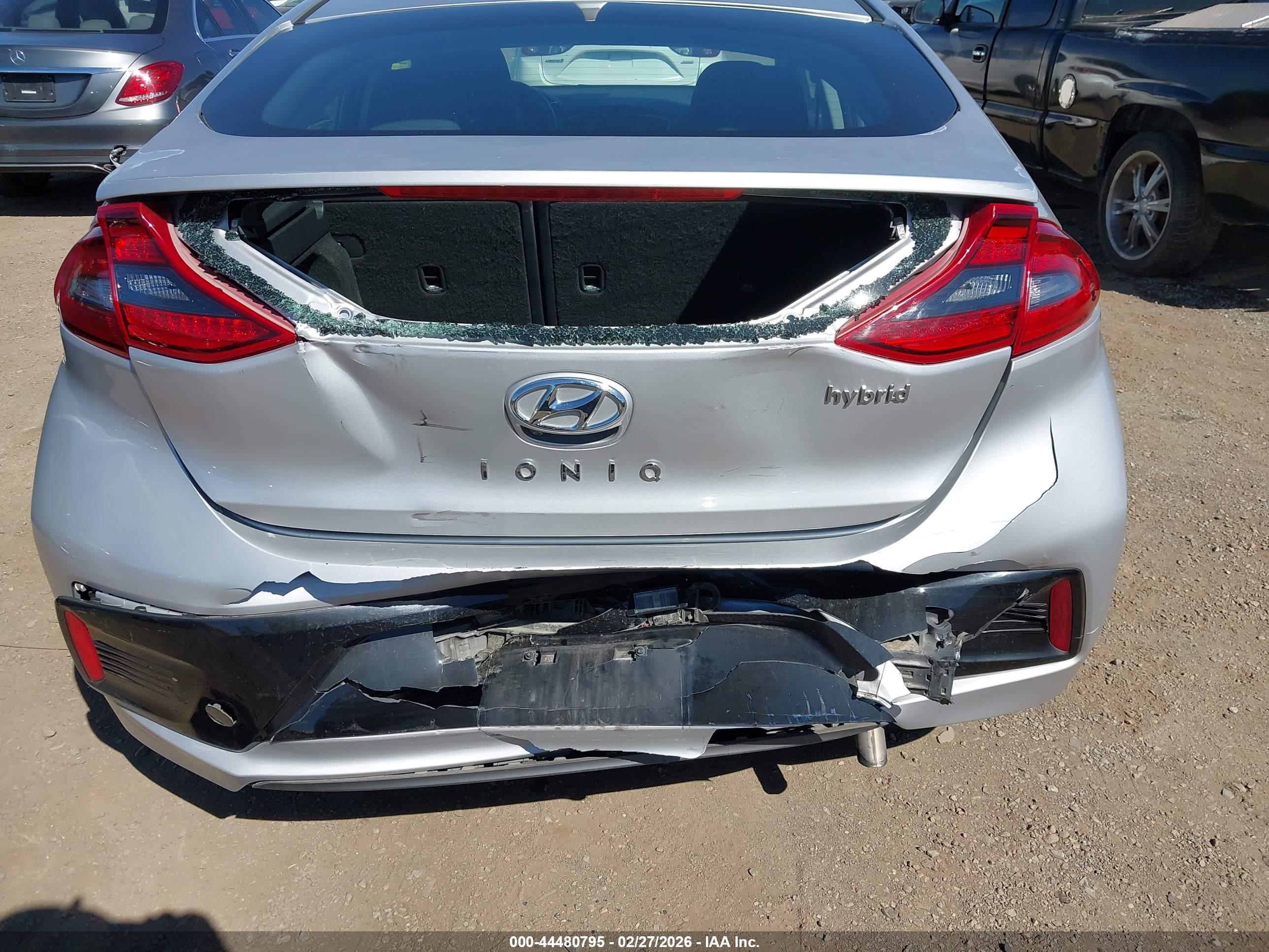 HYUNDAI IONIQ image 6