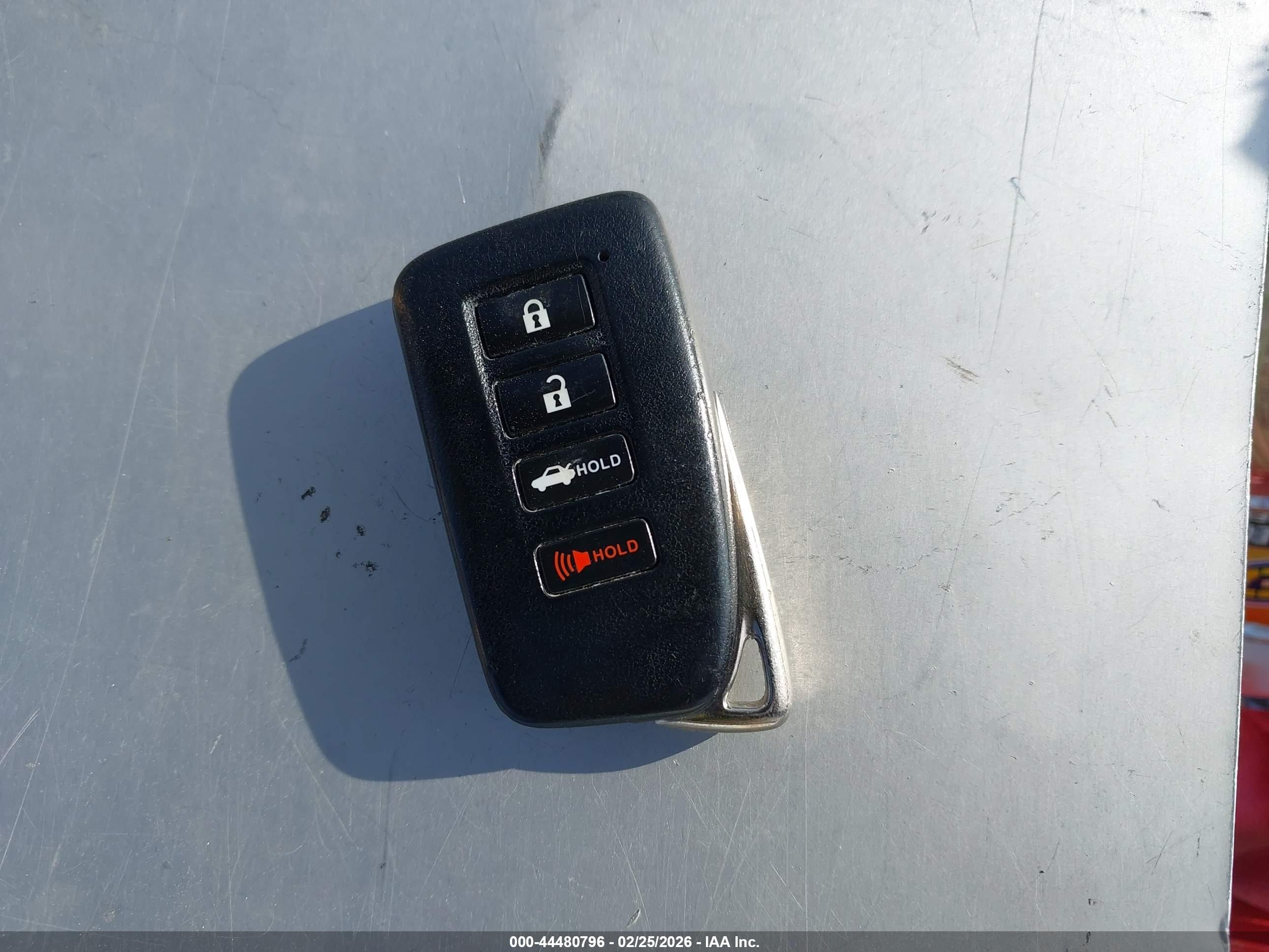 LEXUS ES image 11