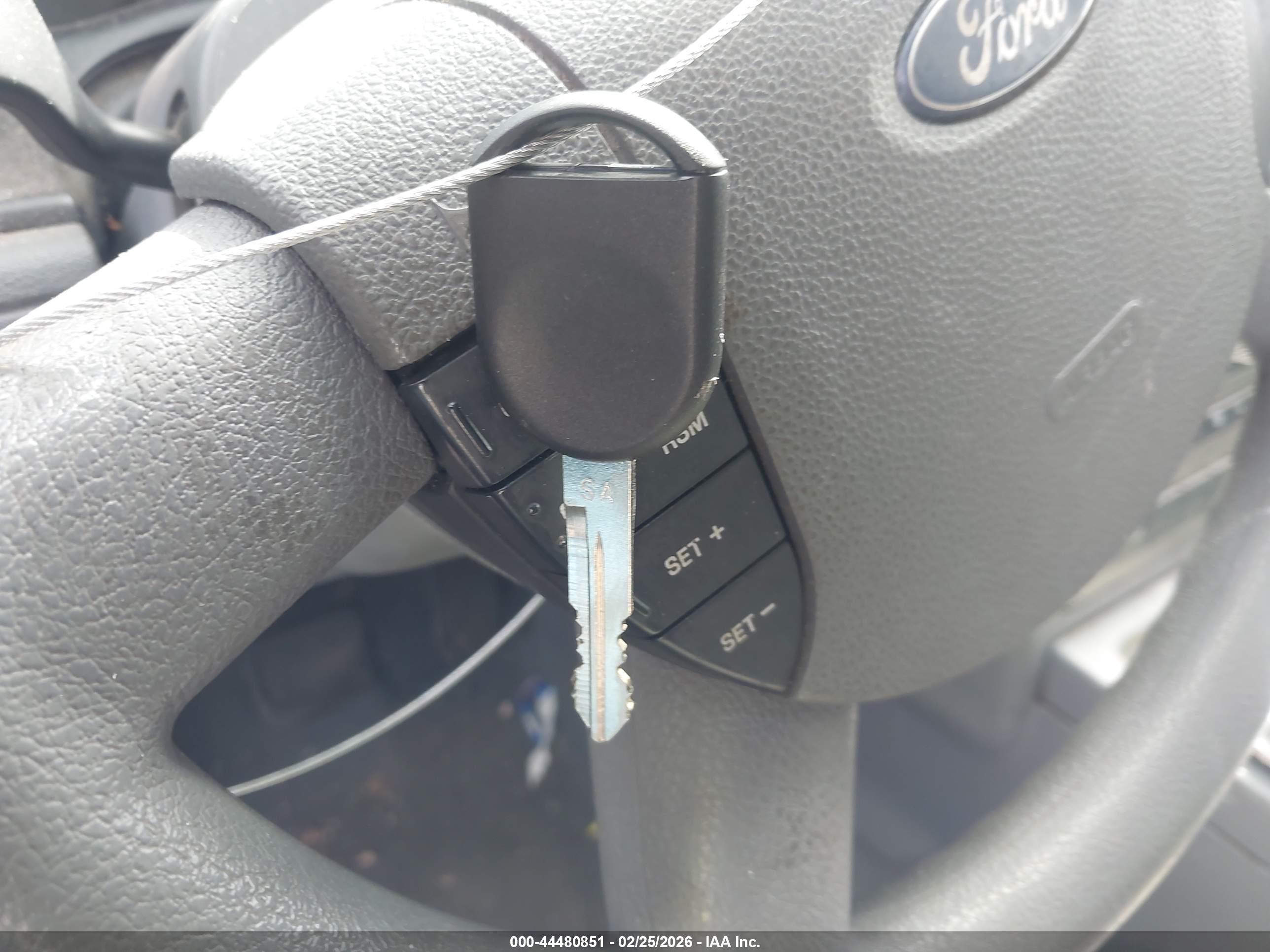 FORD FREESTYLE image 11