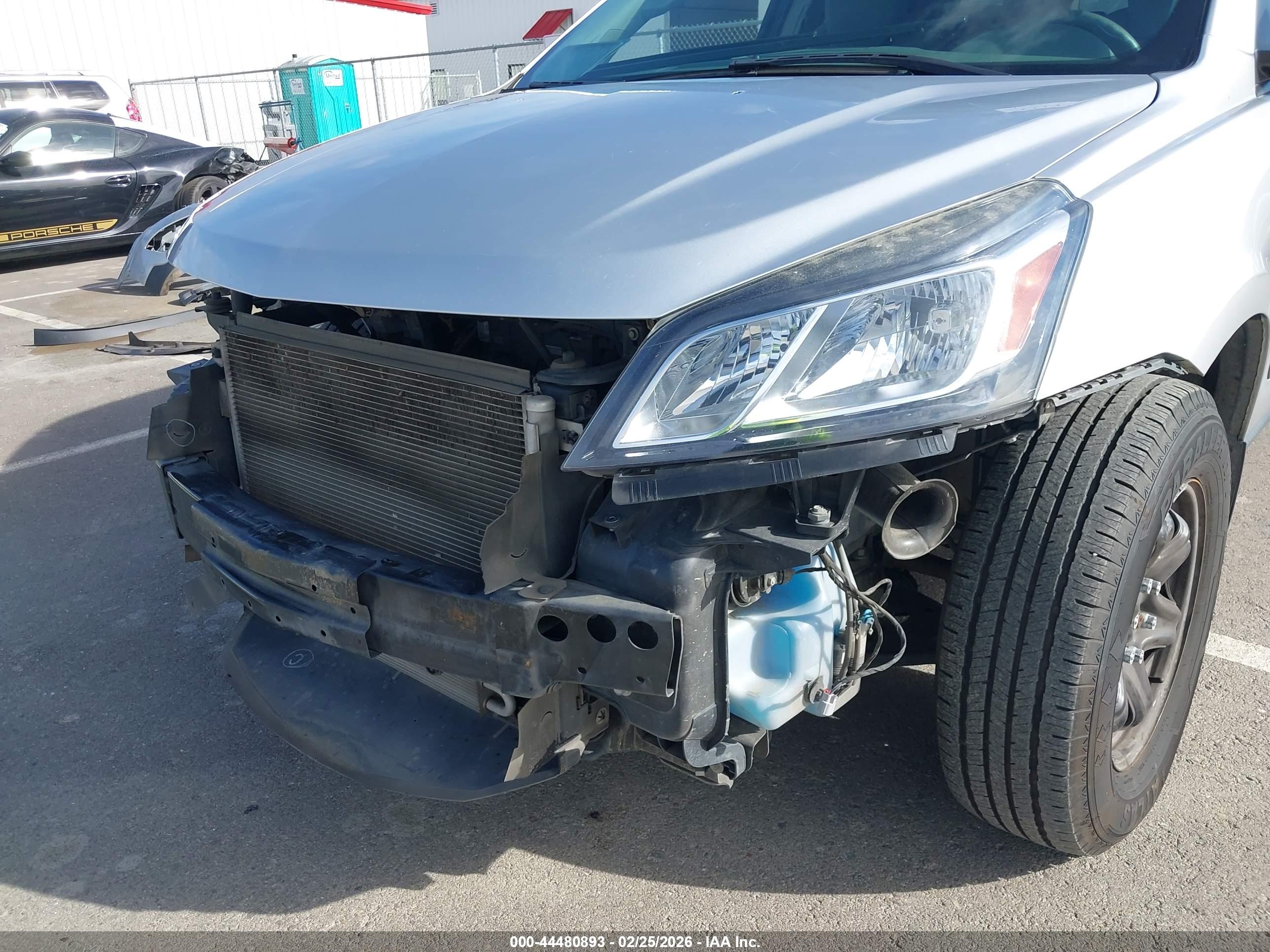 CHEVROLET TRAVERSE image 6