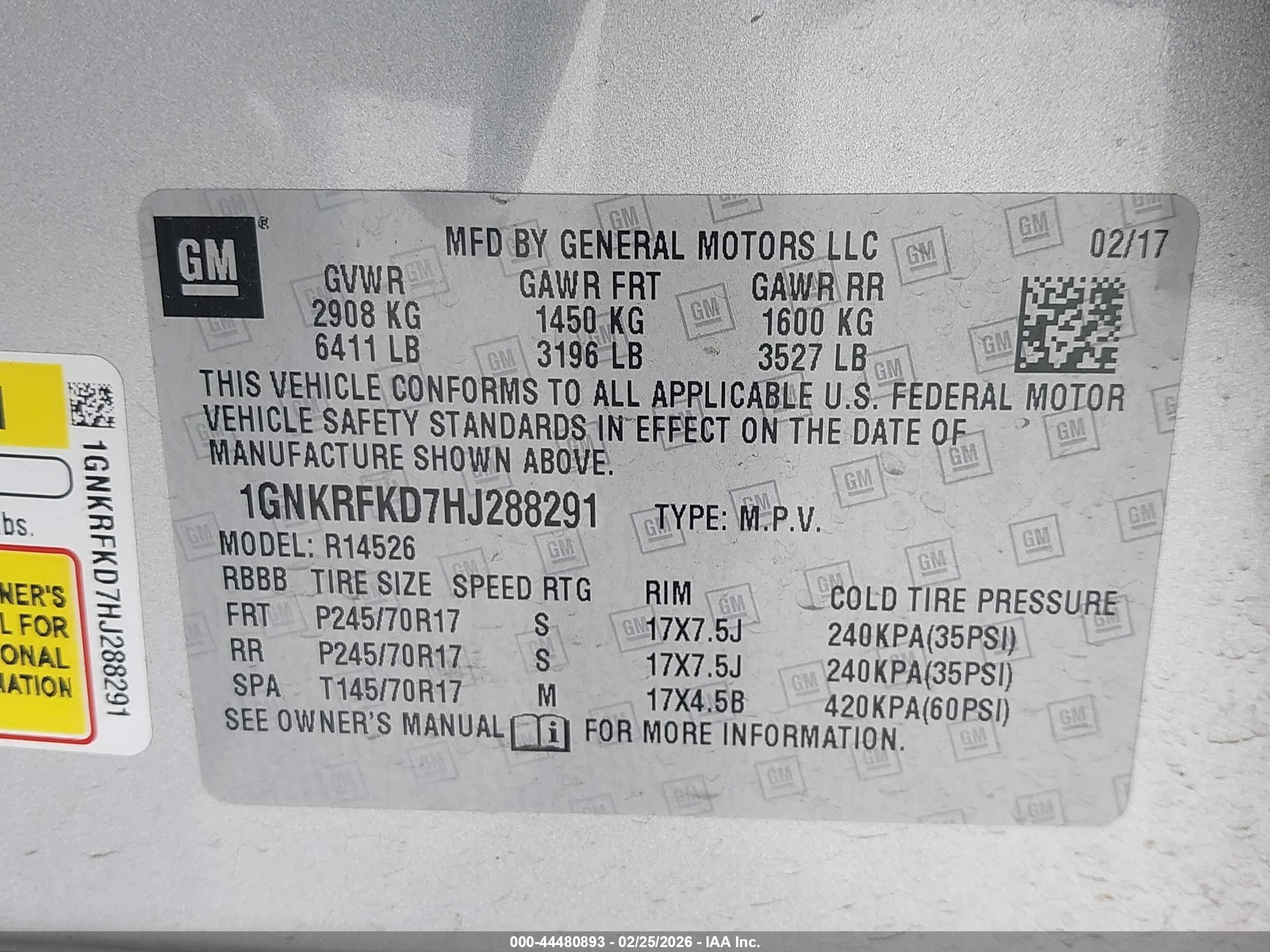 CHEVROLET TRAVERSE image 9