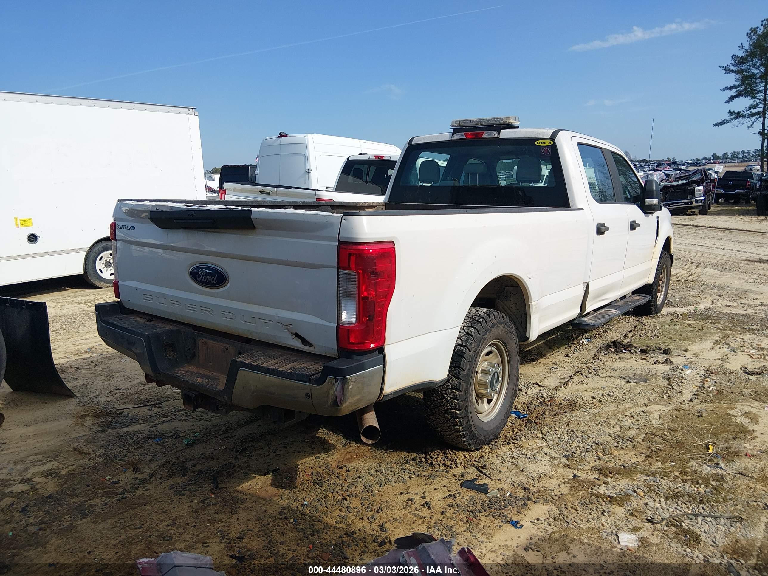 FORD F-250 image 4