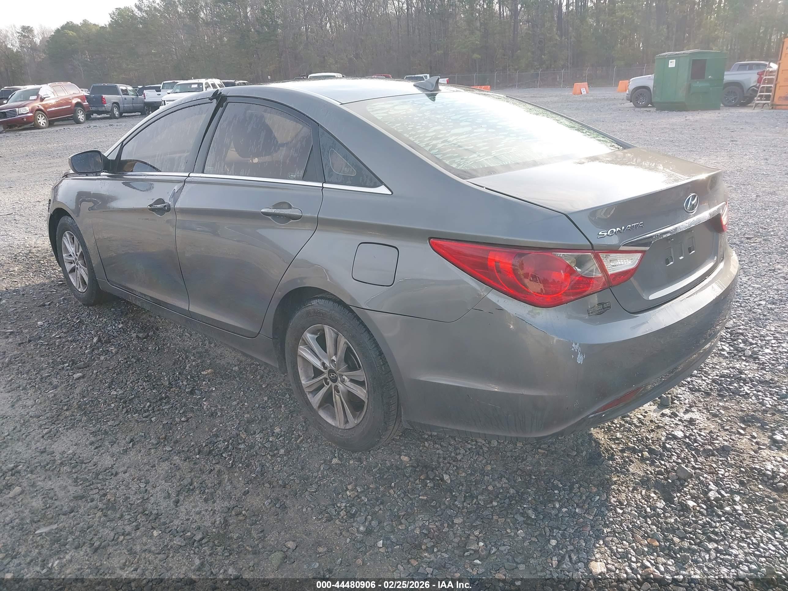 HYUNDAI SONATA image 3