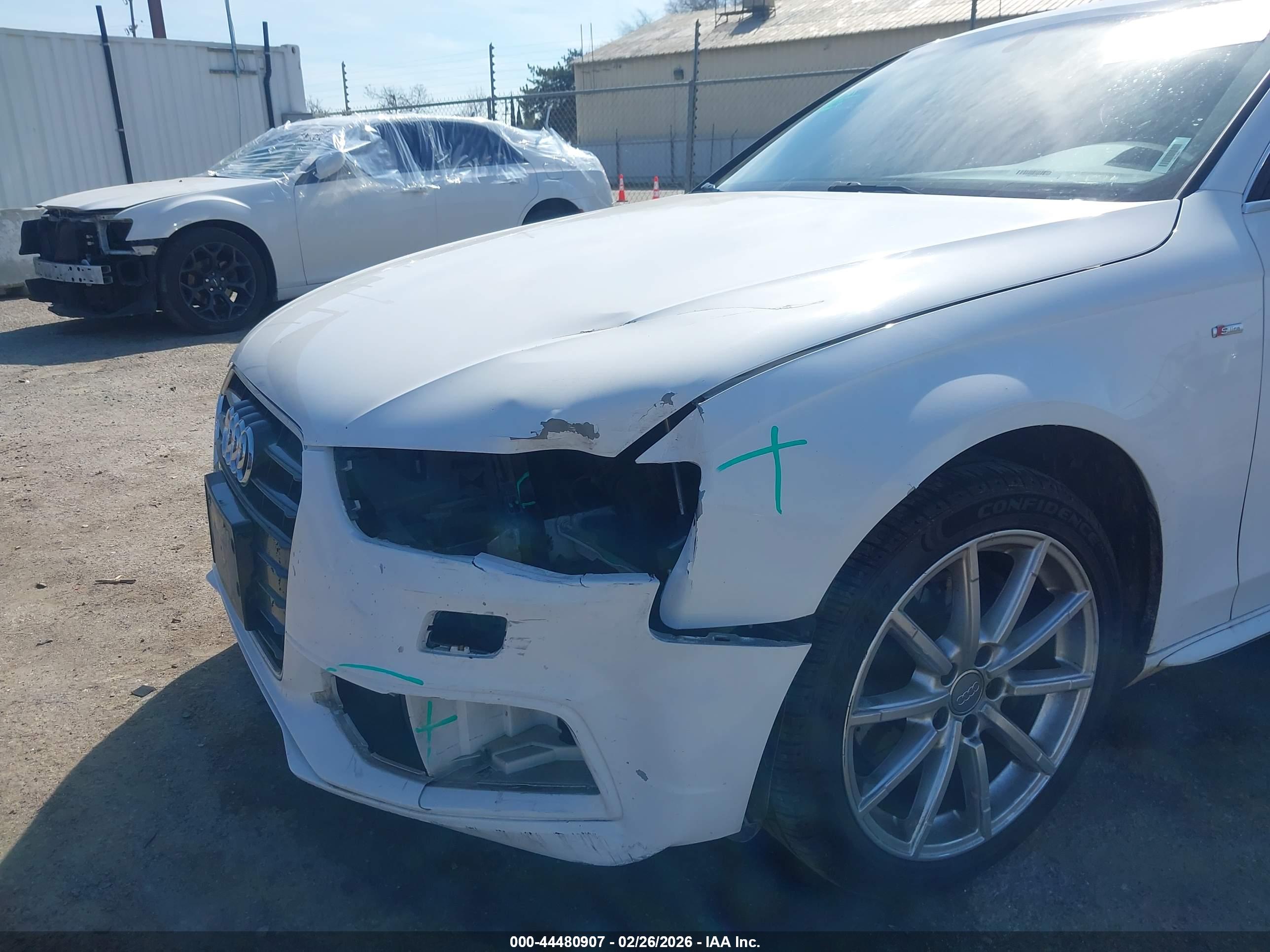 AUDI A4 image 6
