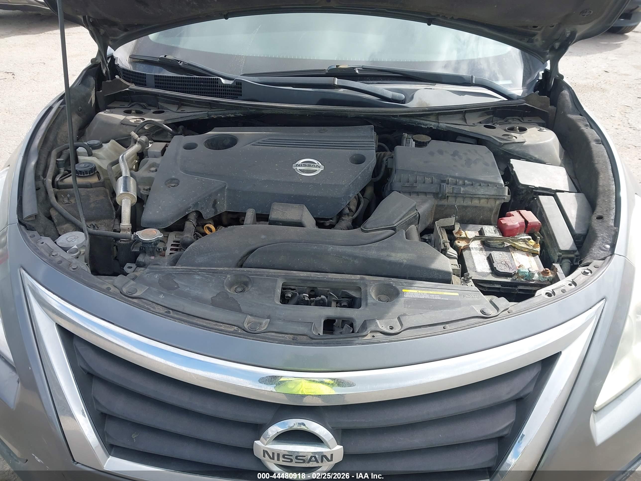 NISSAN ALTIMA image 10