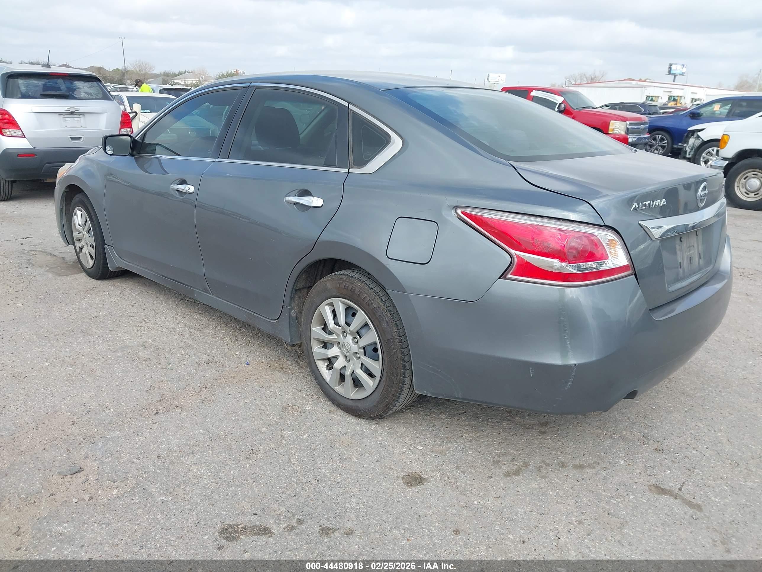 NISSAN ALTIMA image 3