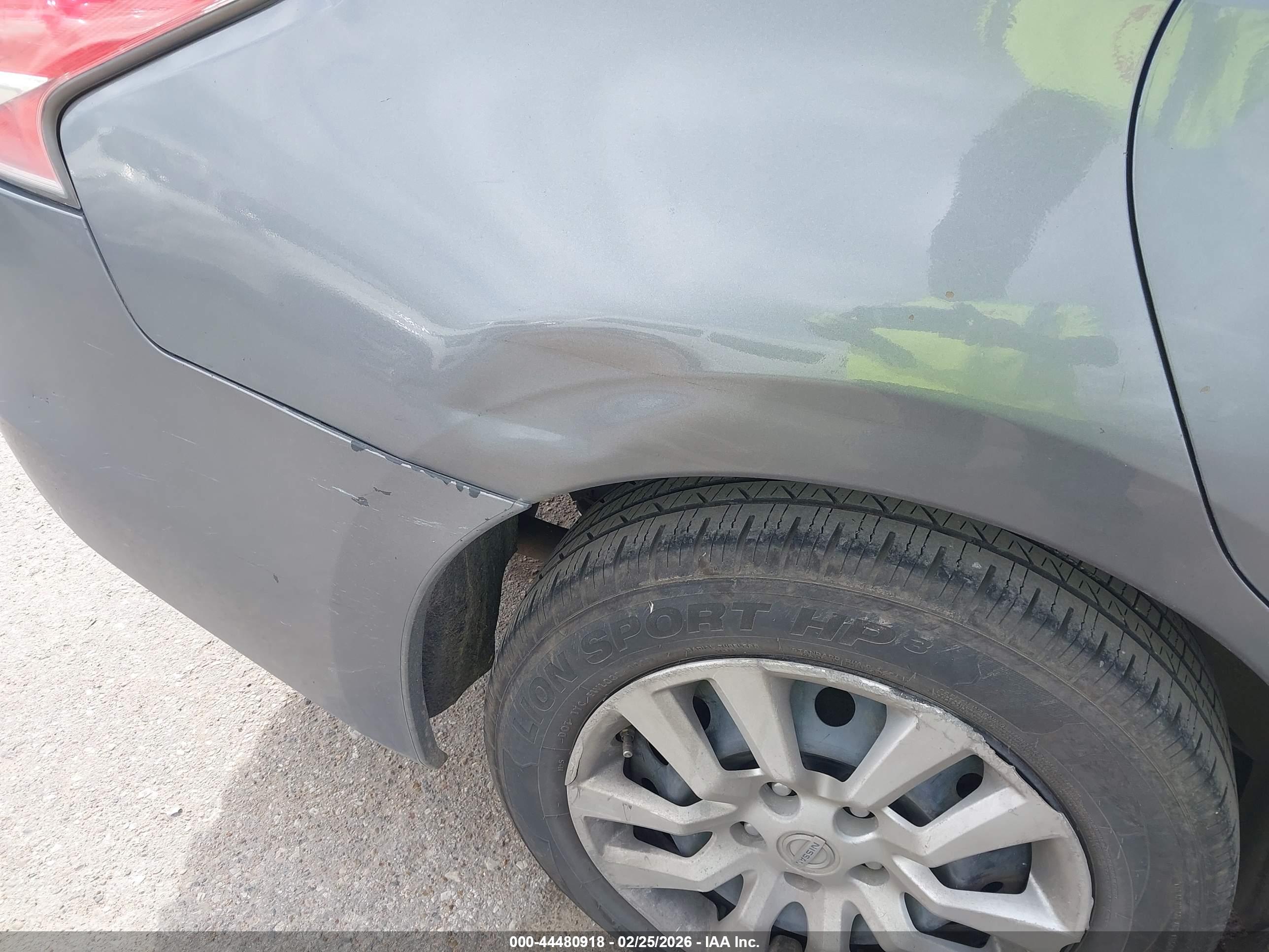 NISSAN ALTIMA image 6
