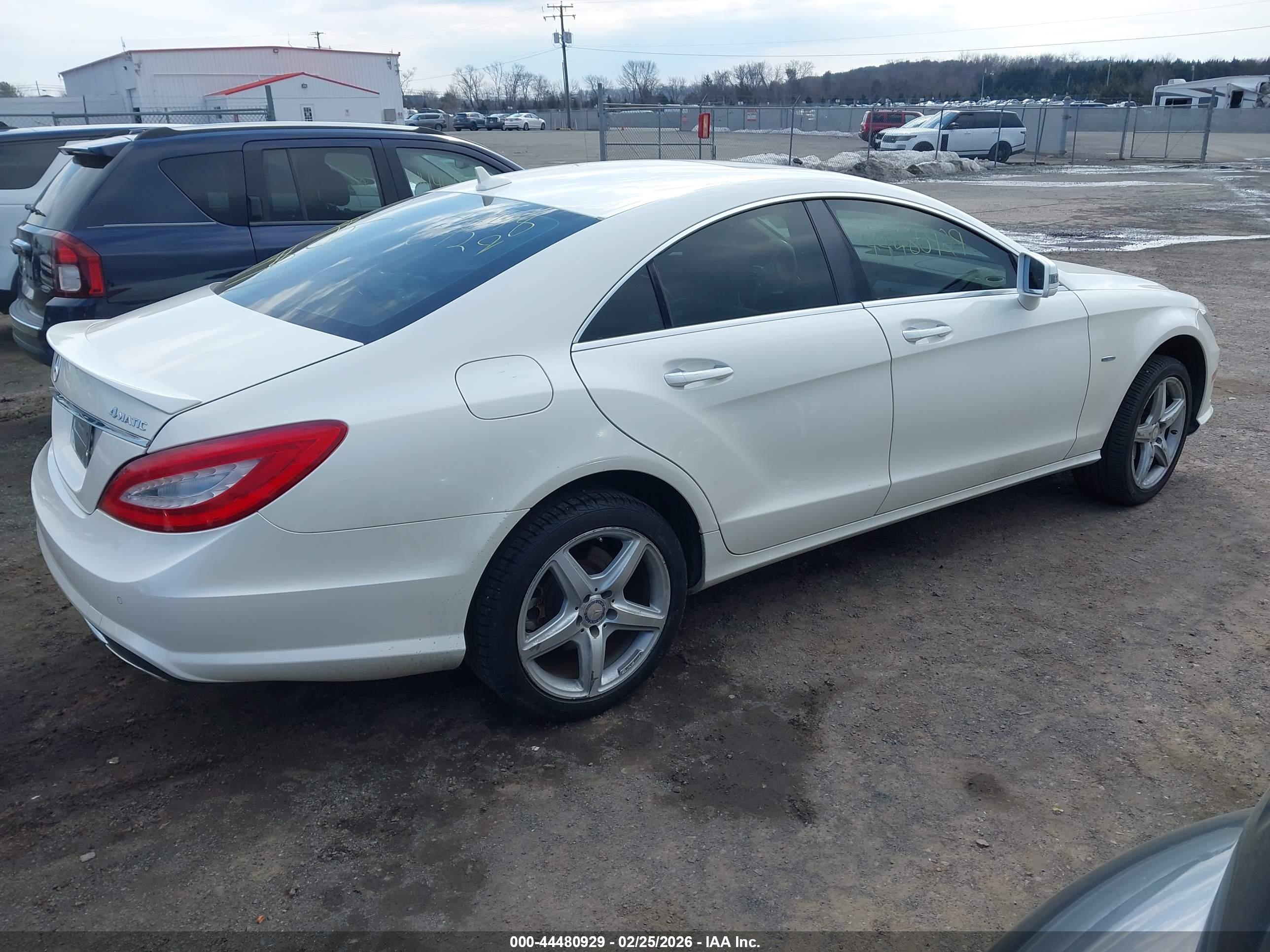 MERCEDES-BENZ CLS image 4