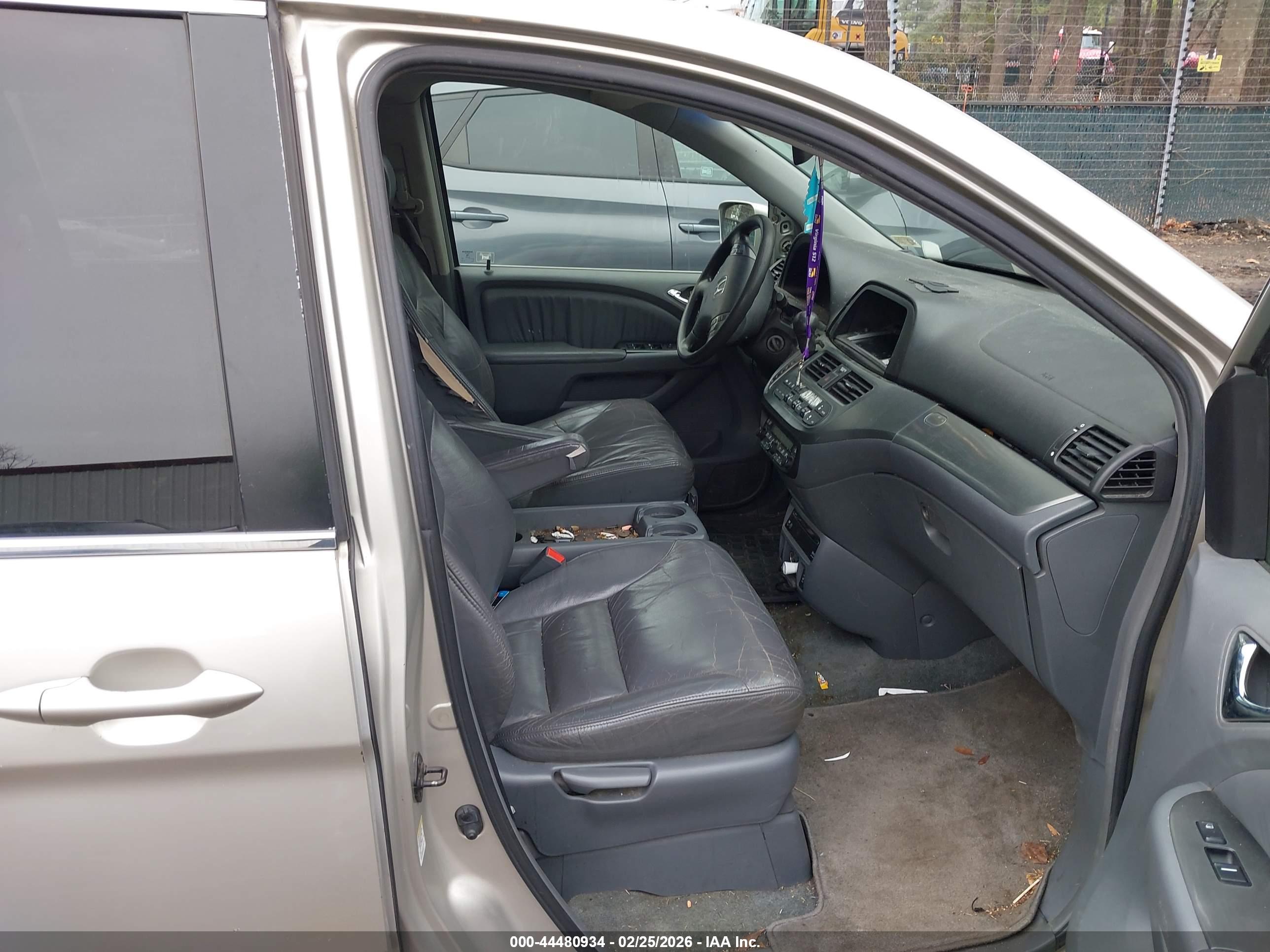 HONDA ODYSSEY image 5
