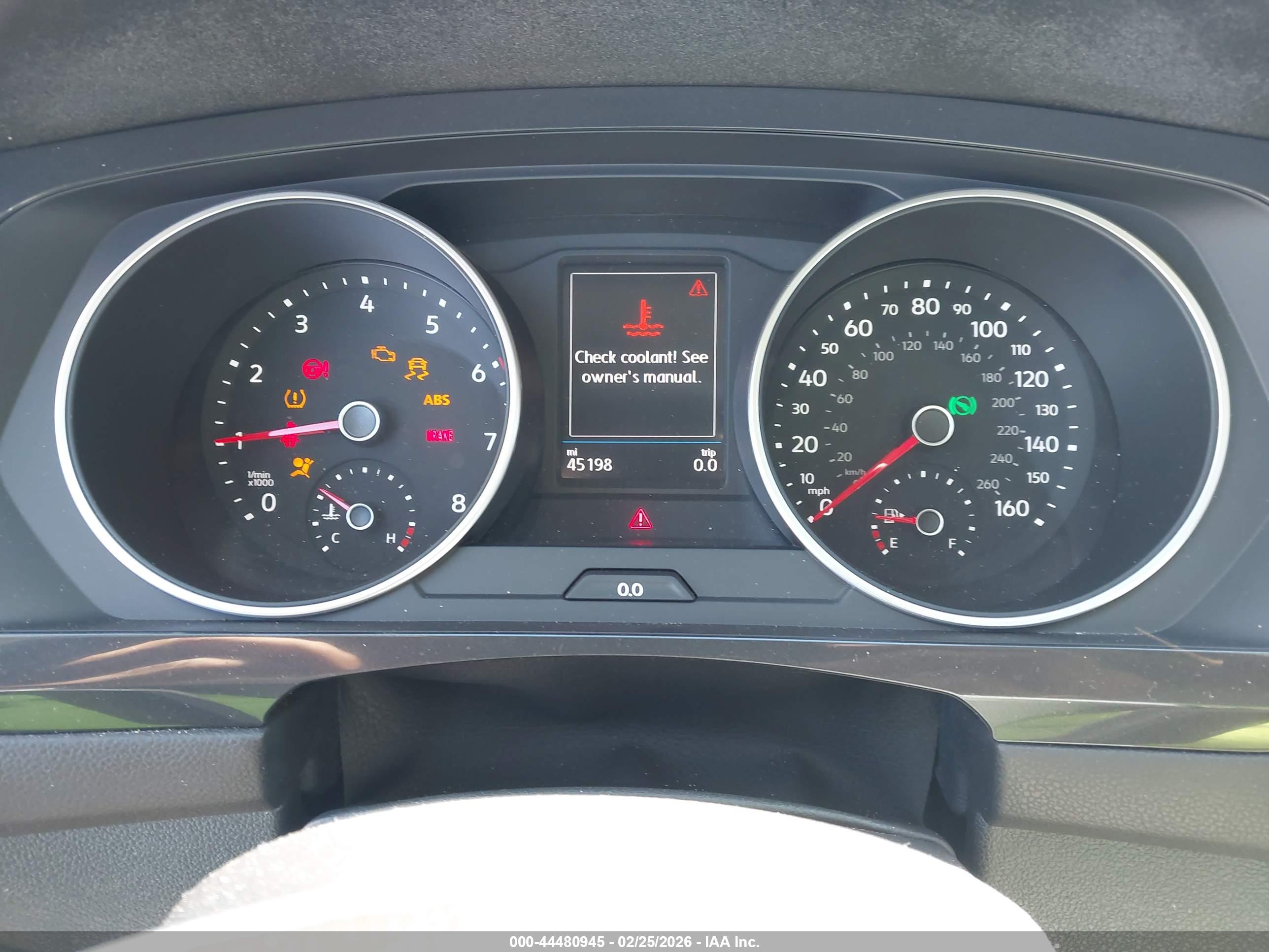 VOLKSWAGEN TIGUAN image 7