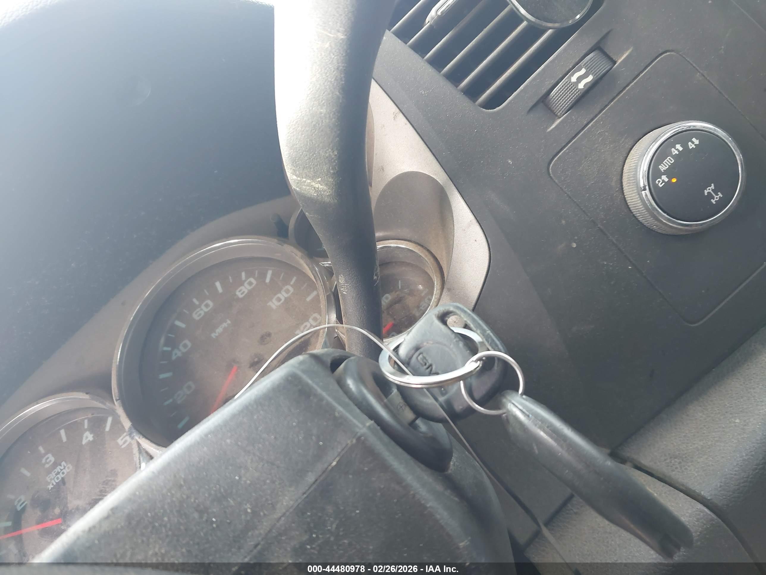 GMC SIERRA image 11