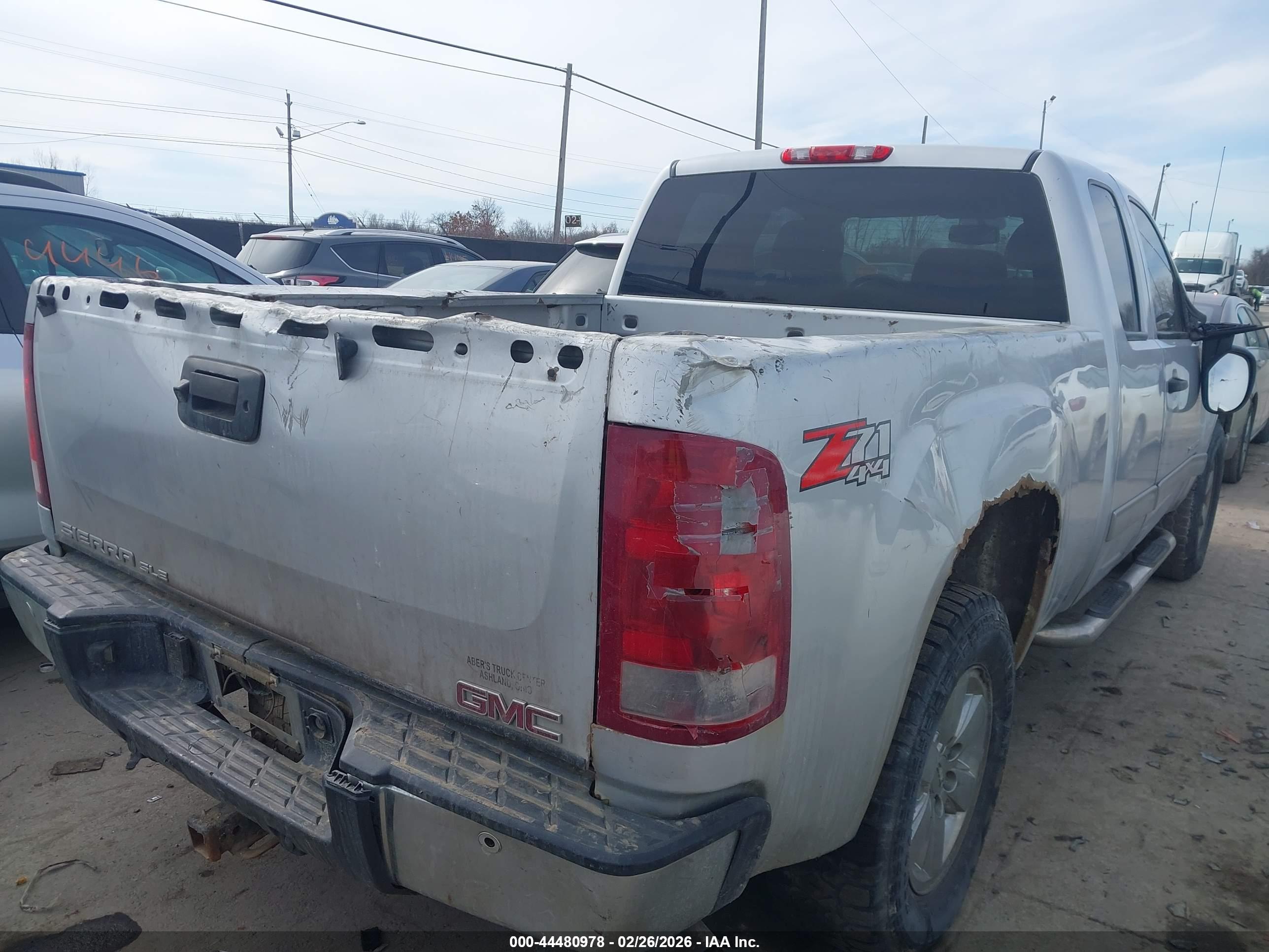GMC SIERRA image 6