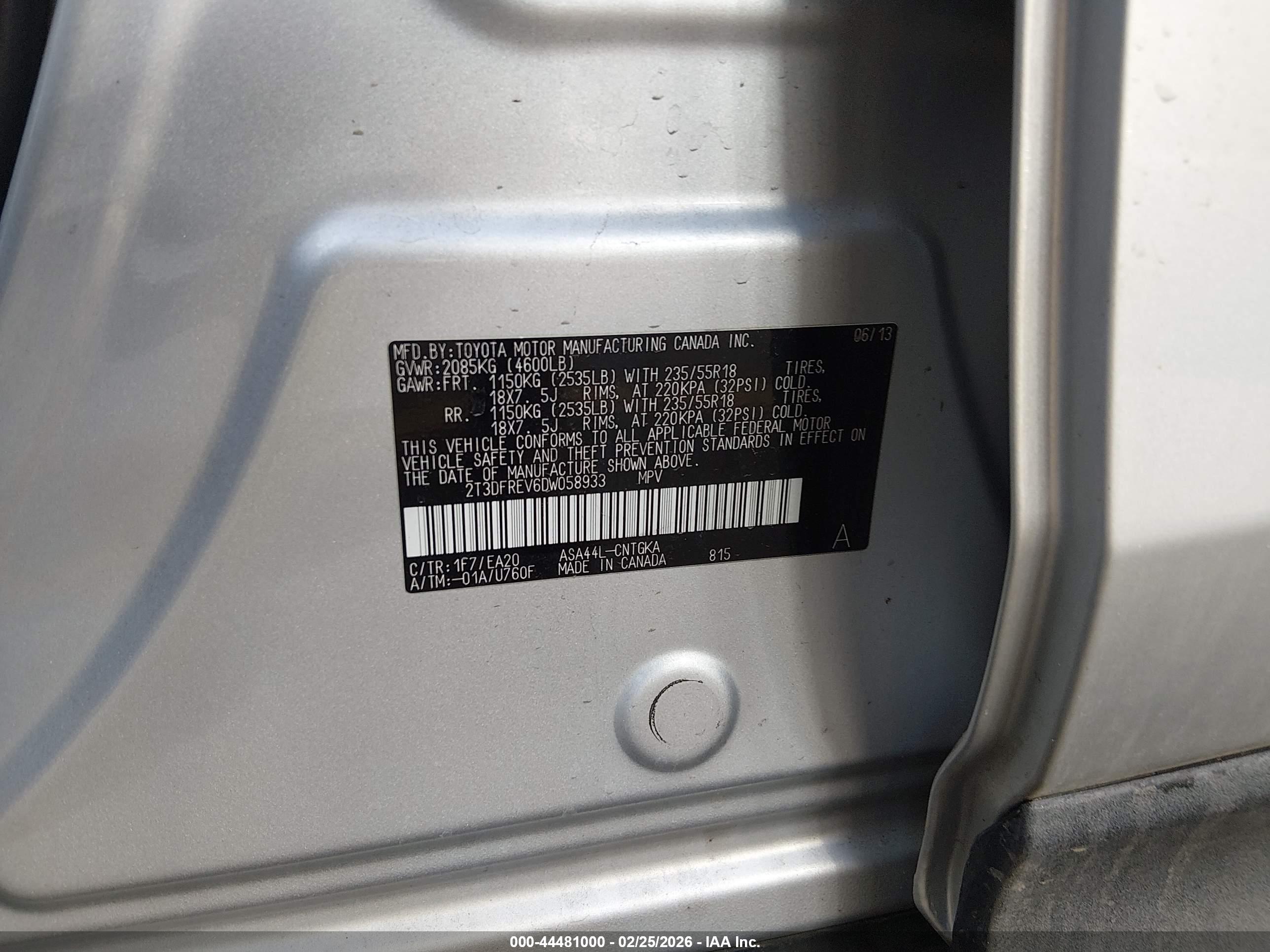 TOYOTA RAV4 image 9