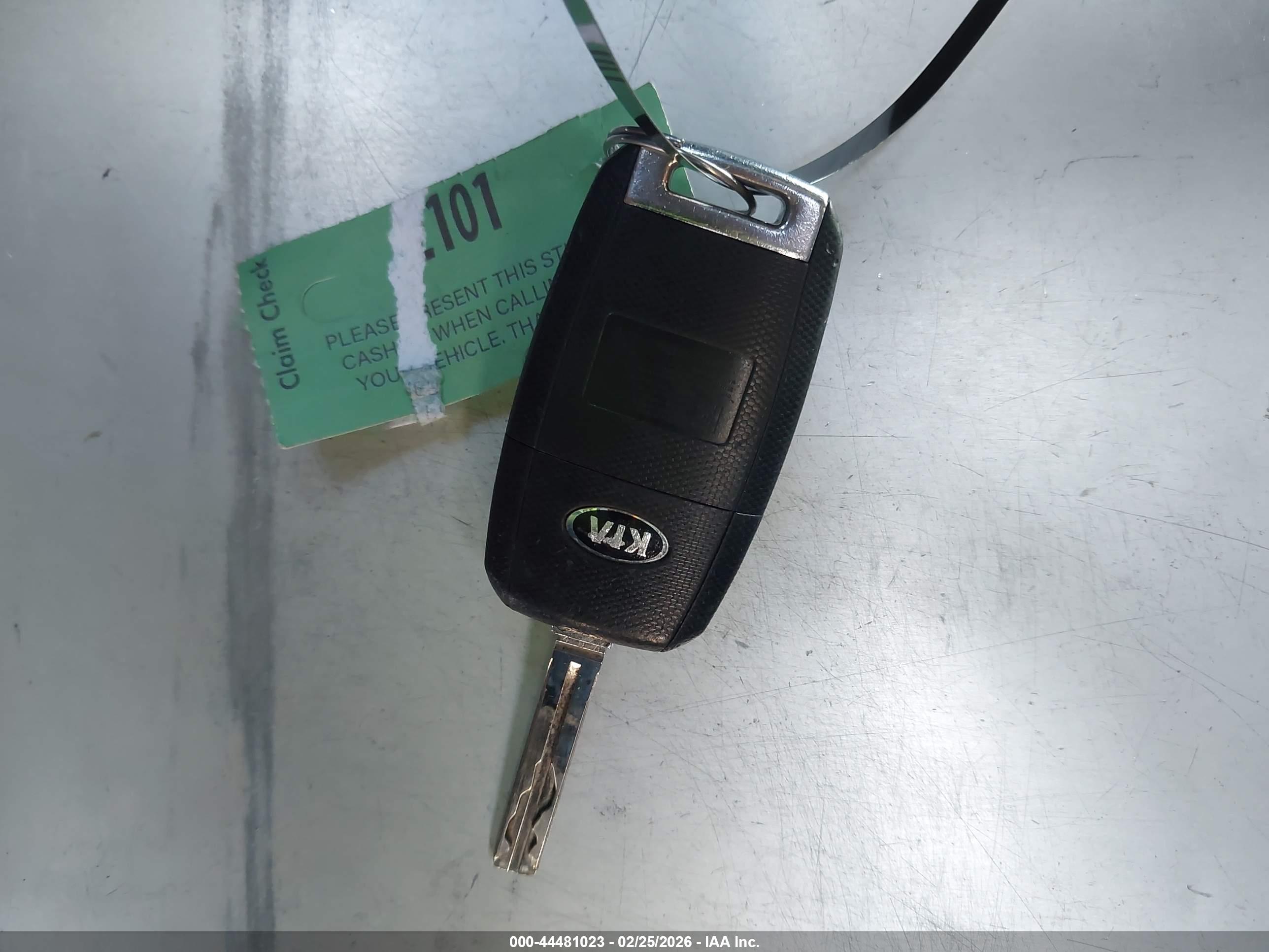 KIA SOUL image 11