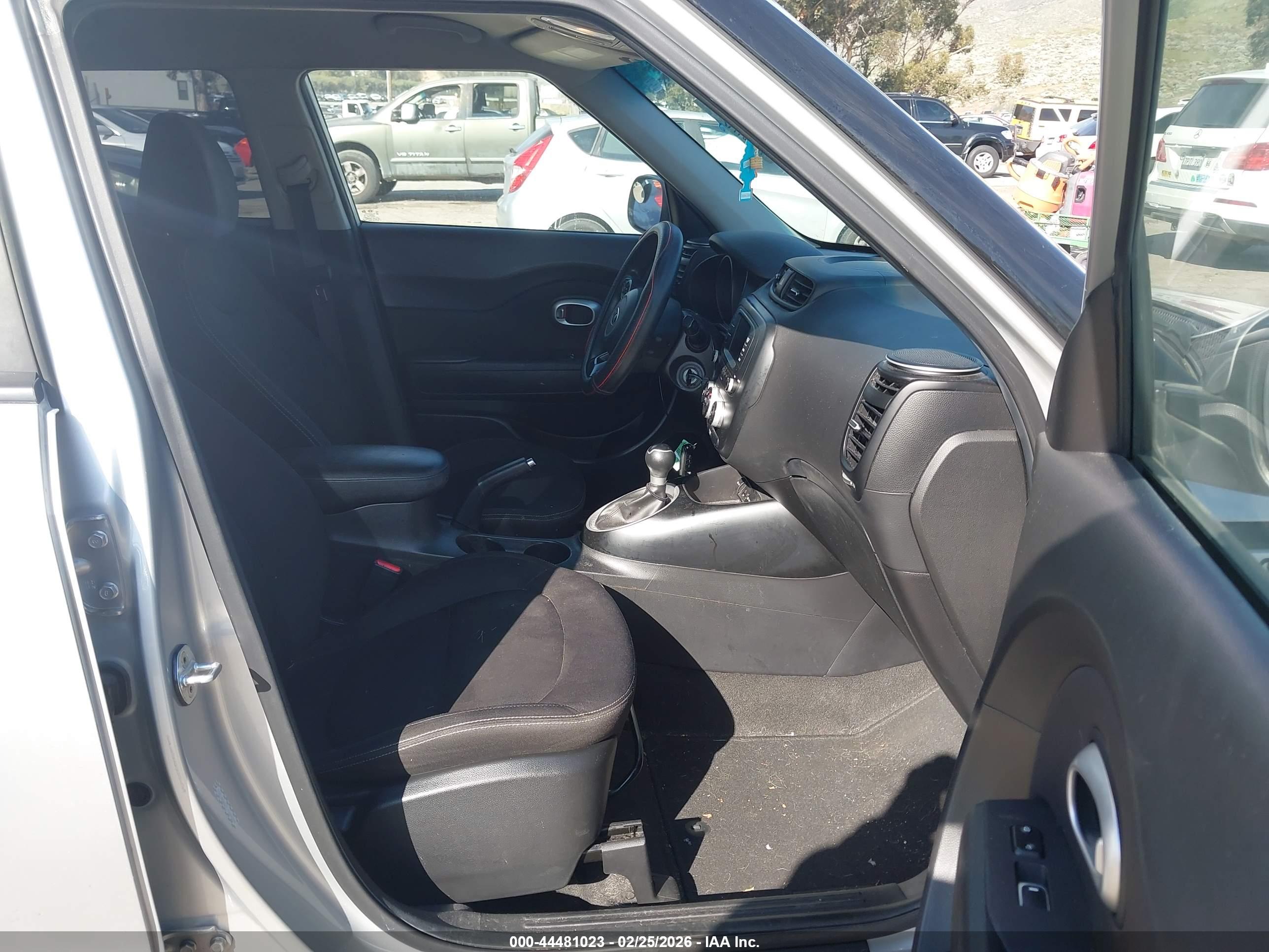 KIA SOUL image 5