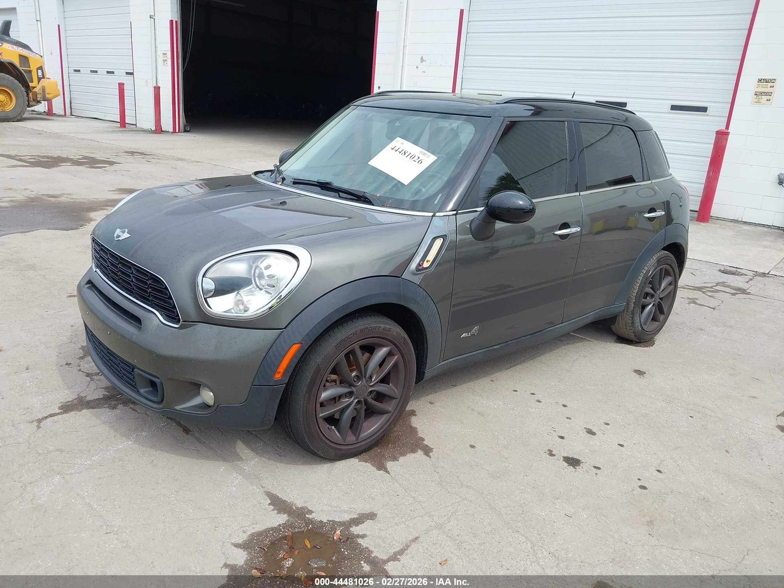 MINI COOPER image 2