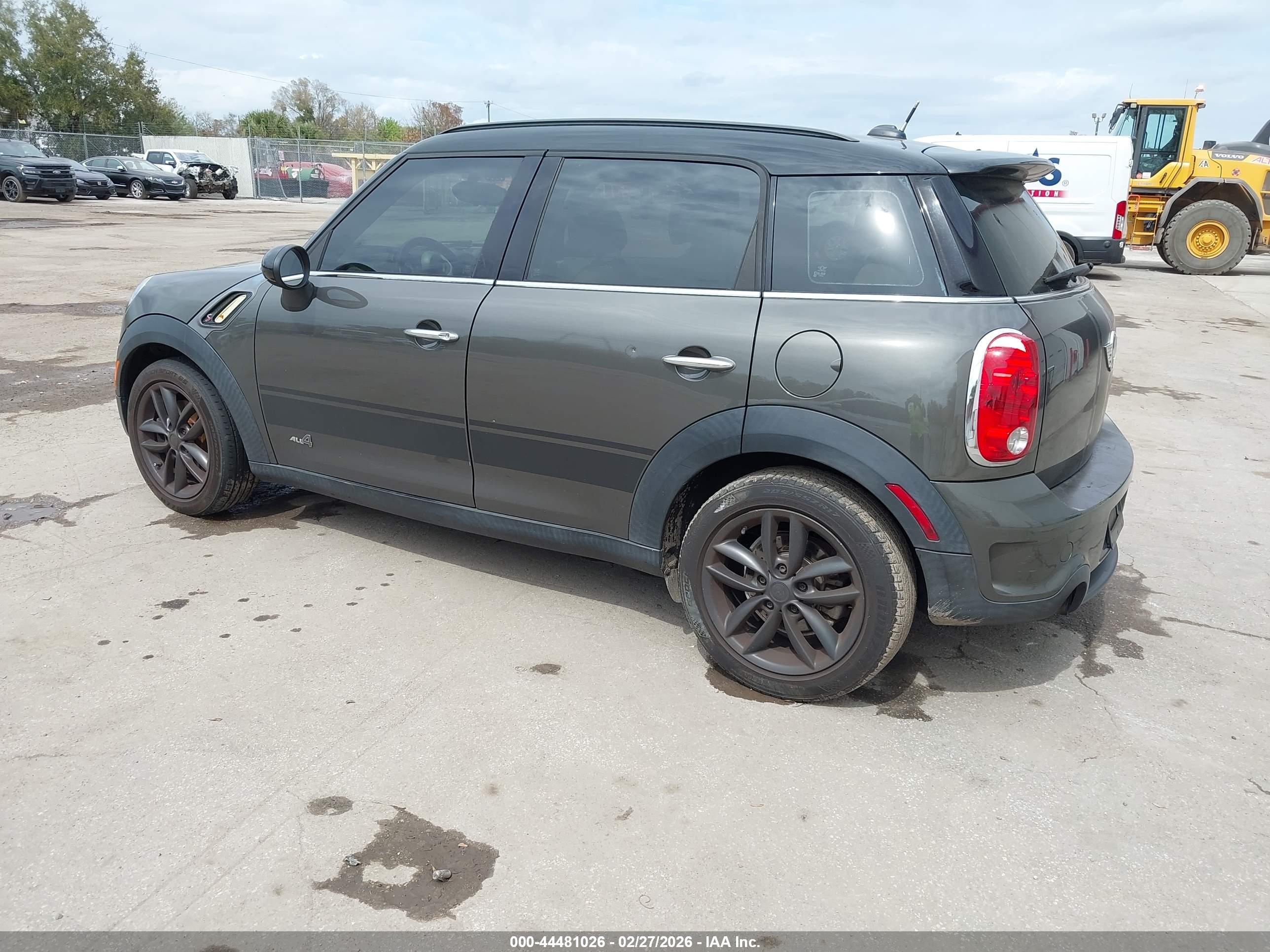 MINI COOPER image 3
