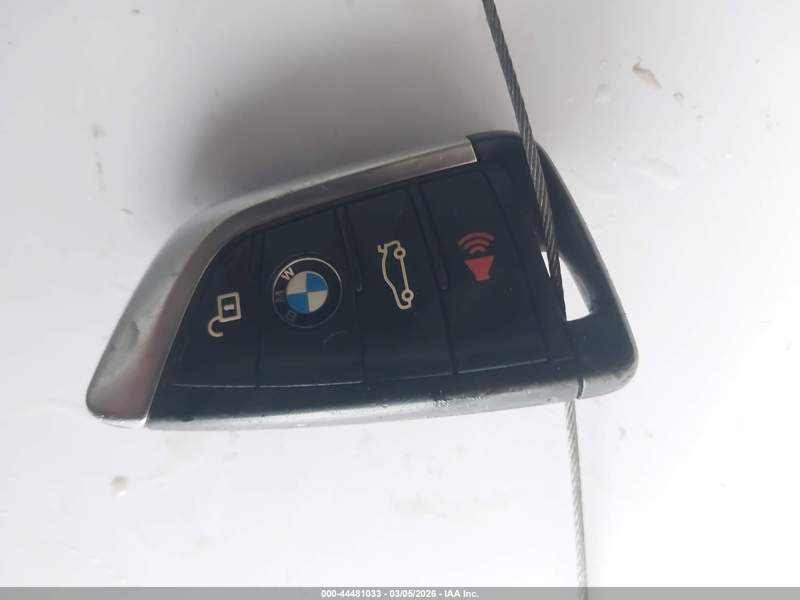 BMW X1 image 11