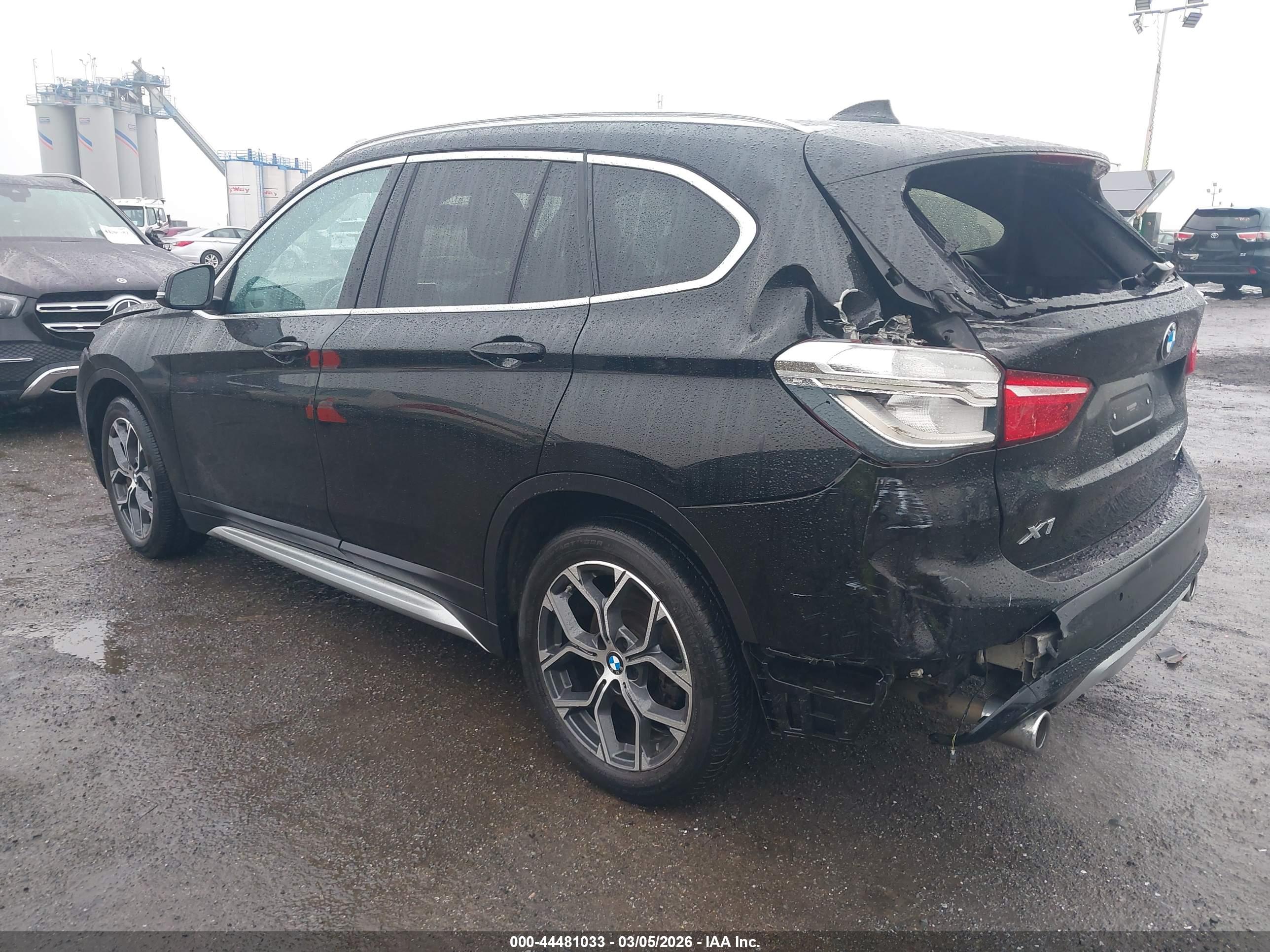 BMW X1 image 3