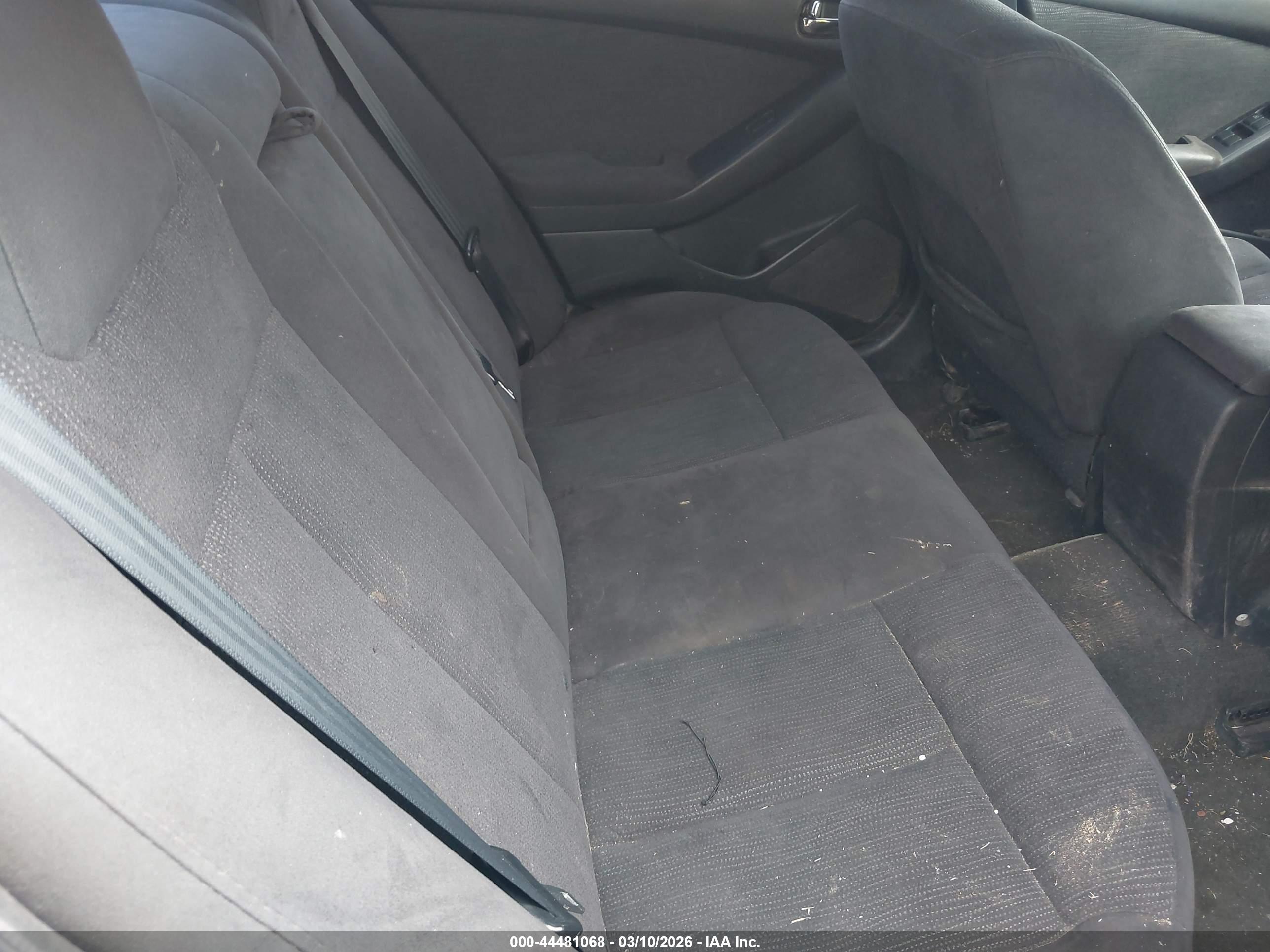 NISSAN ALTIMA image 8