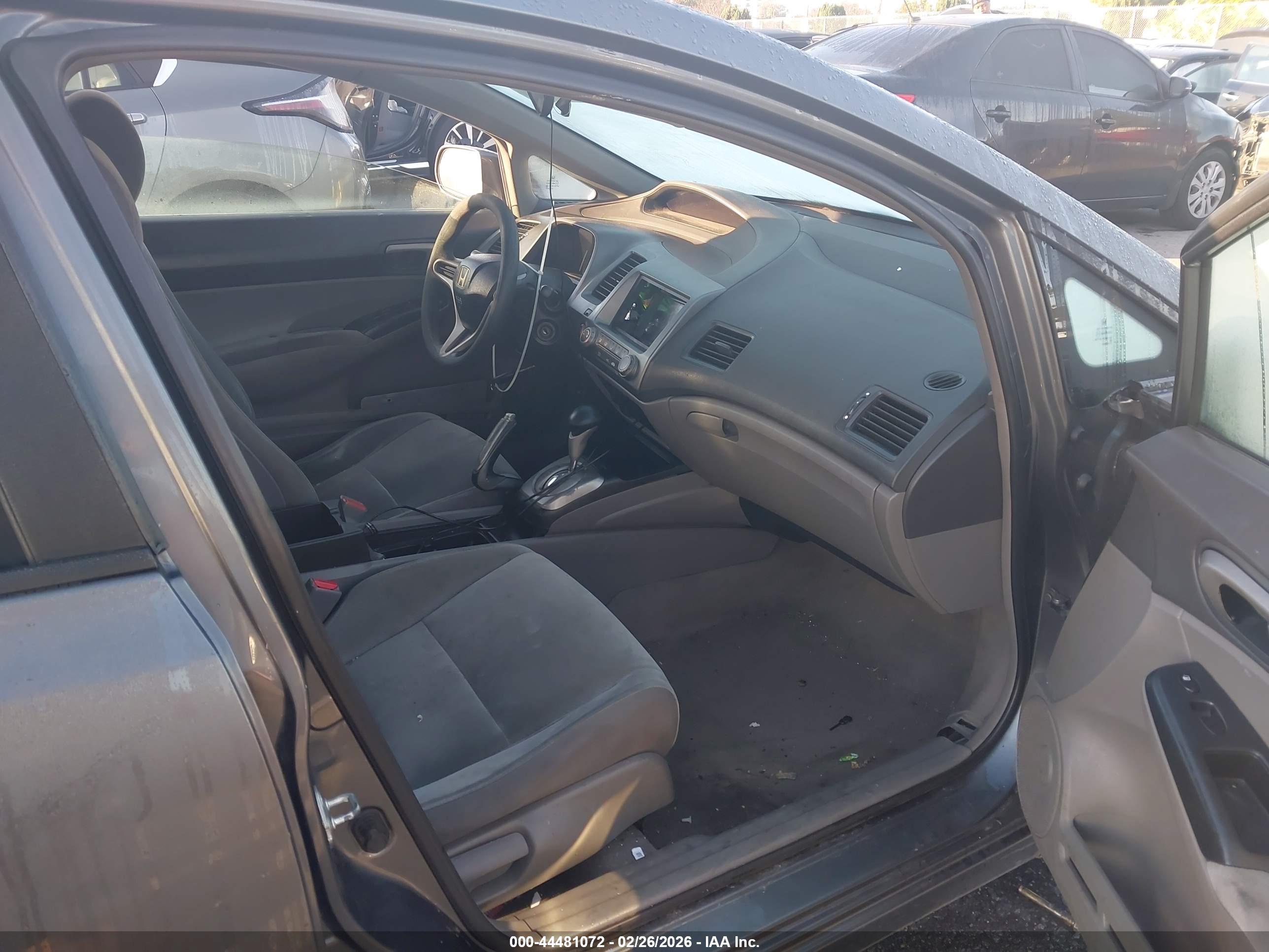 HONDA CIVIC image 5