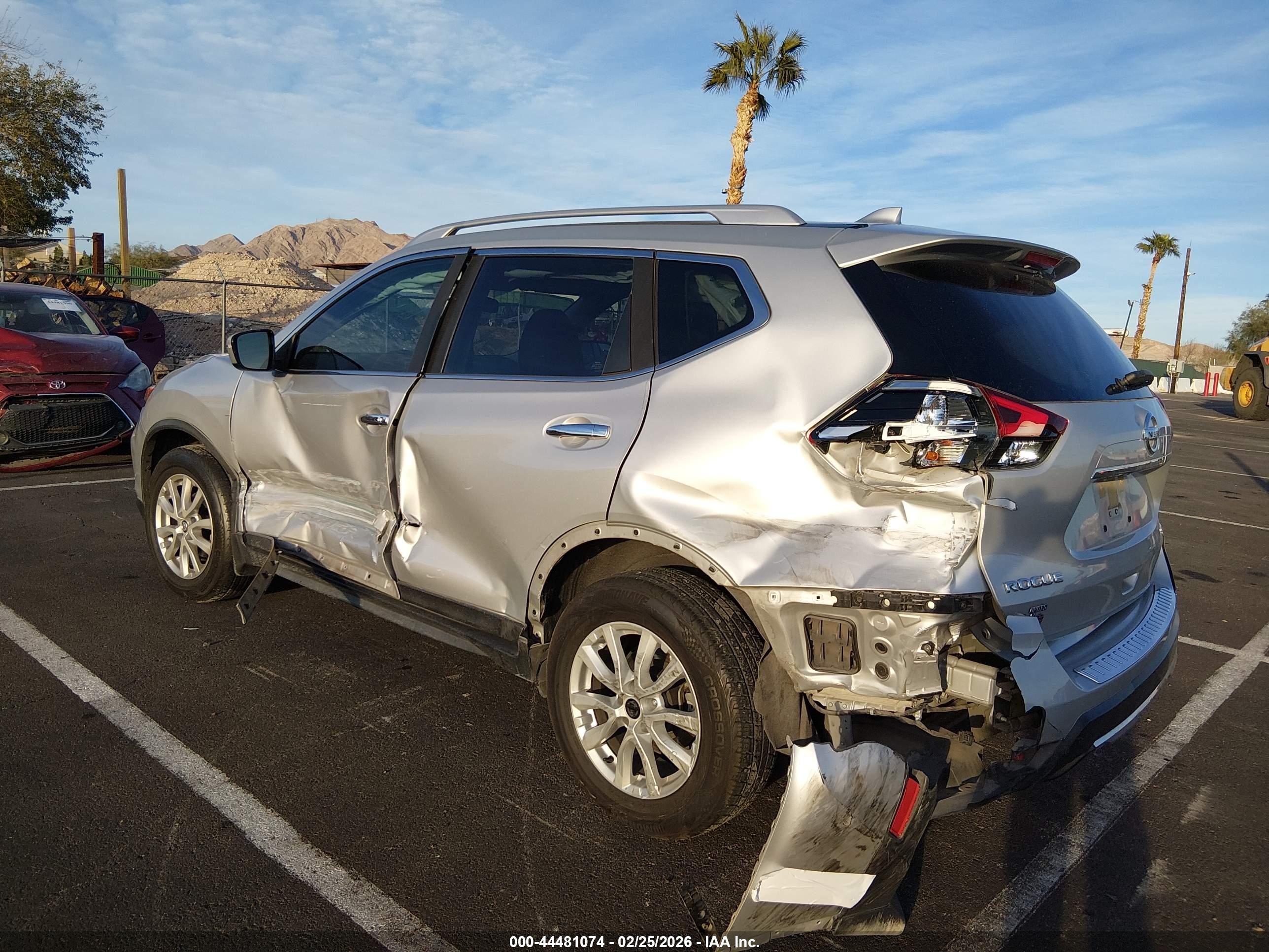 NISSAN ROGUE image 3