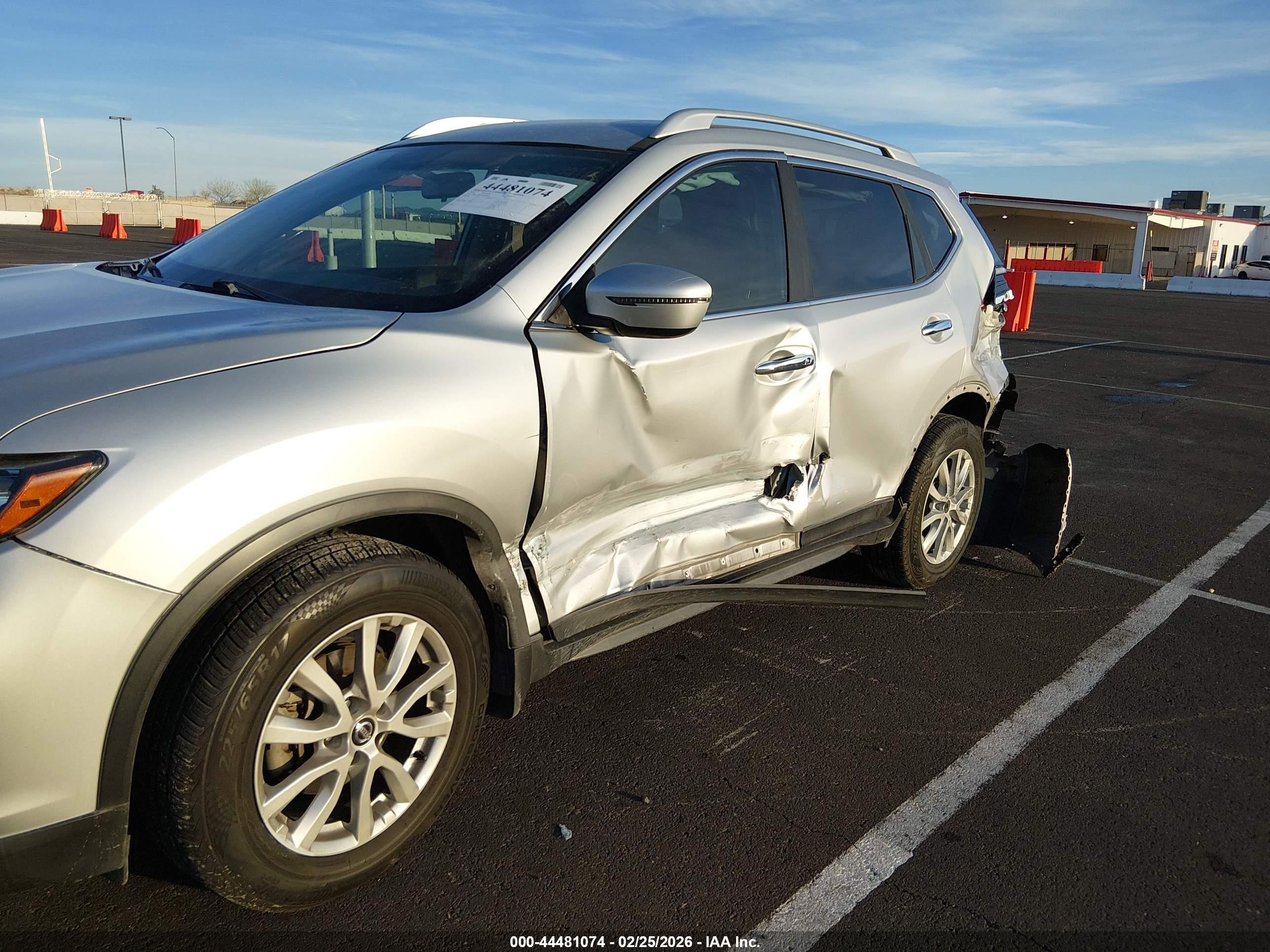 NISSAN ROGUE image 6