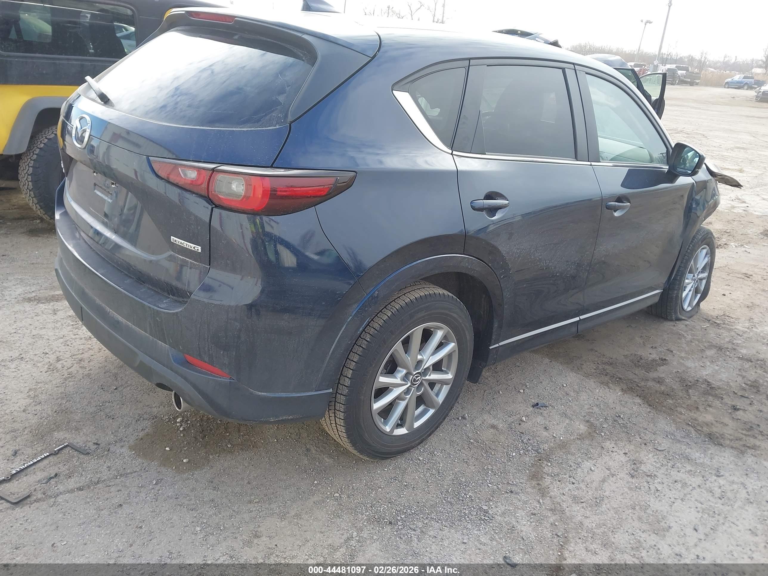 MAZDA CX-5 image 4