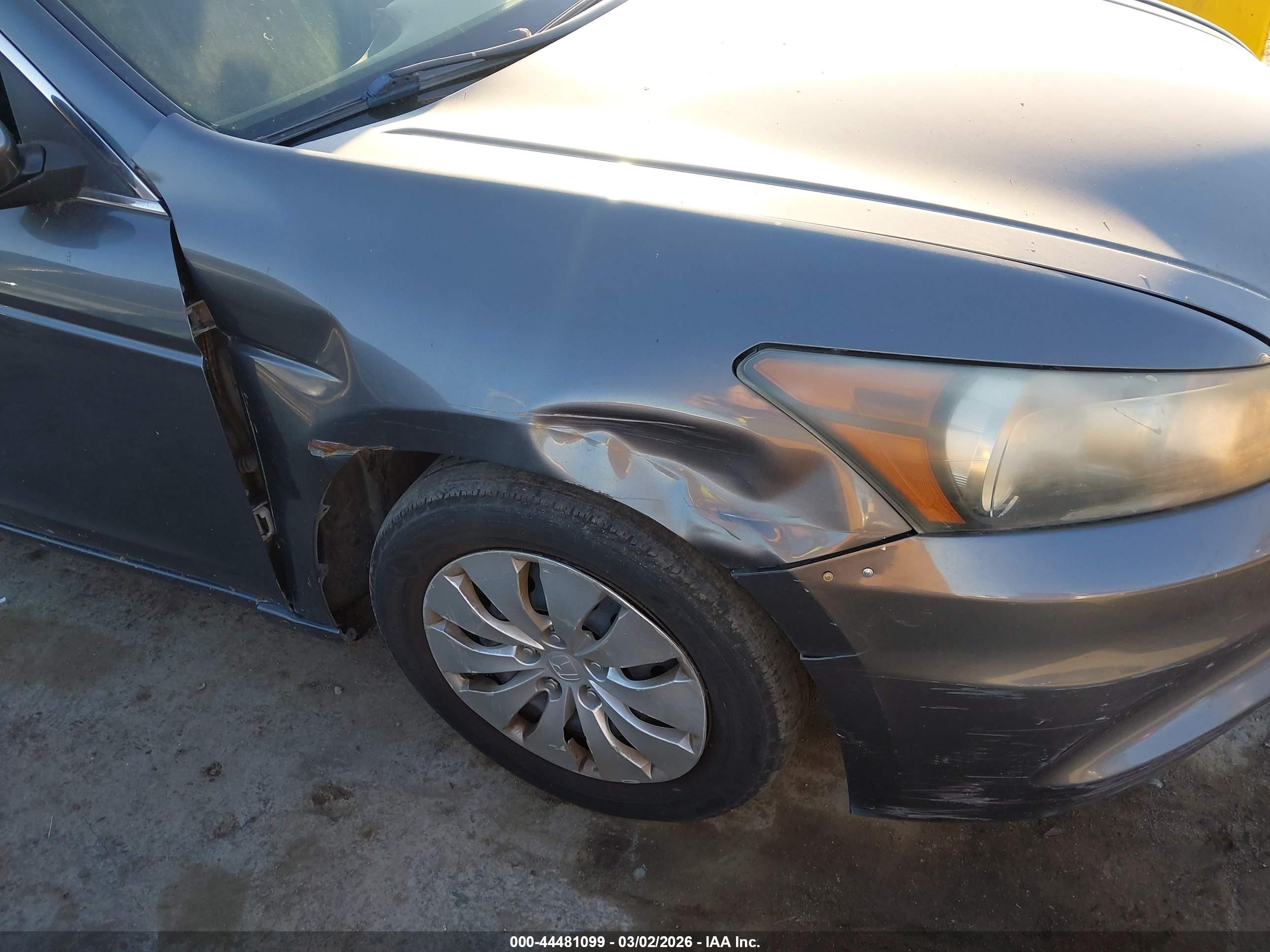 HONDA ACCORD image 6