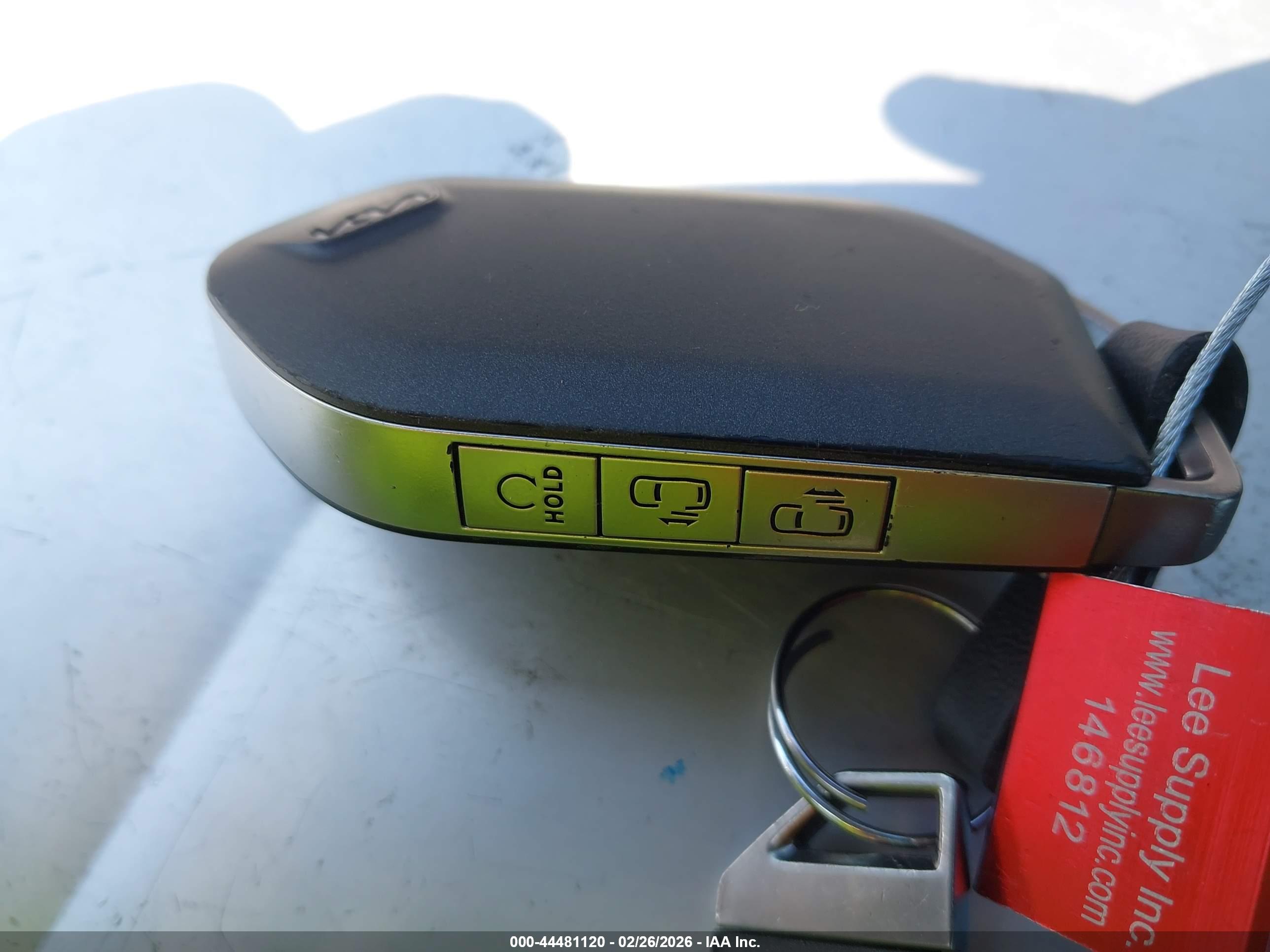 KIA CARNIVAL image 11