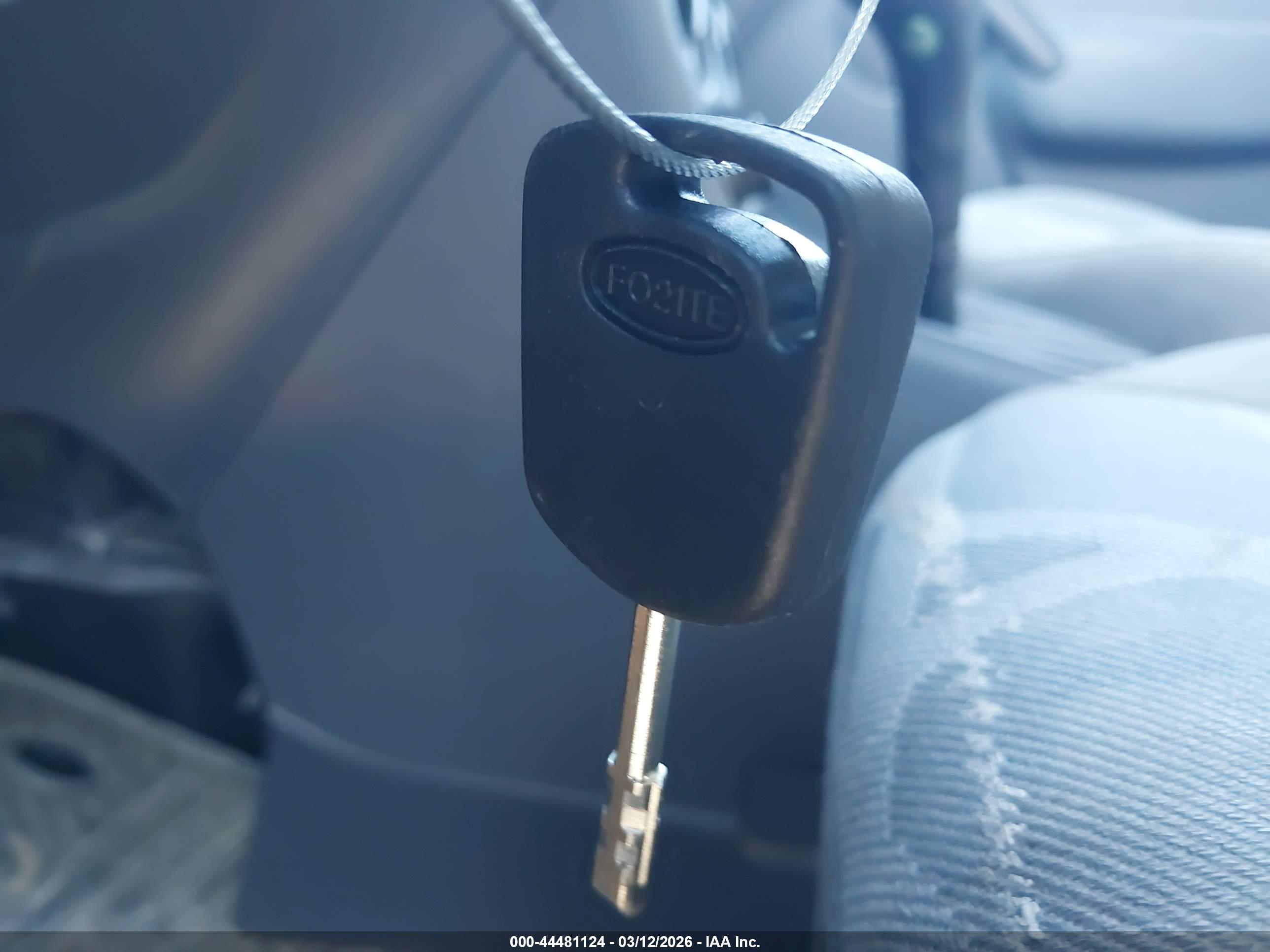 FORD TRANSIT image 11