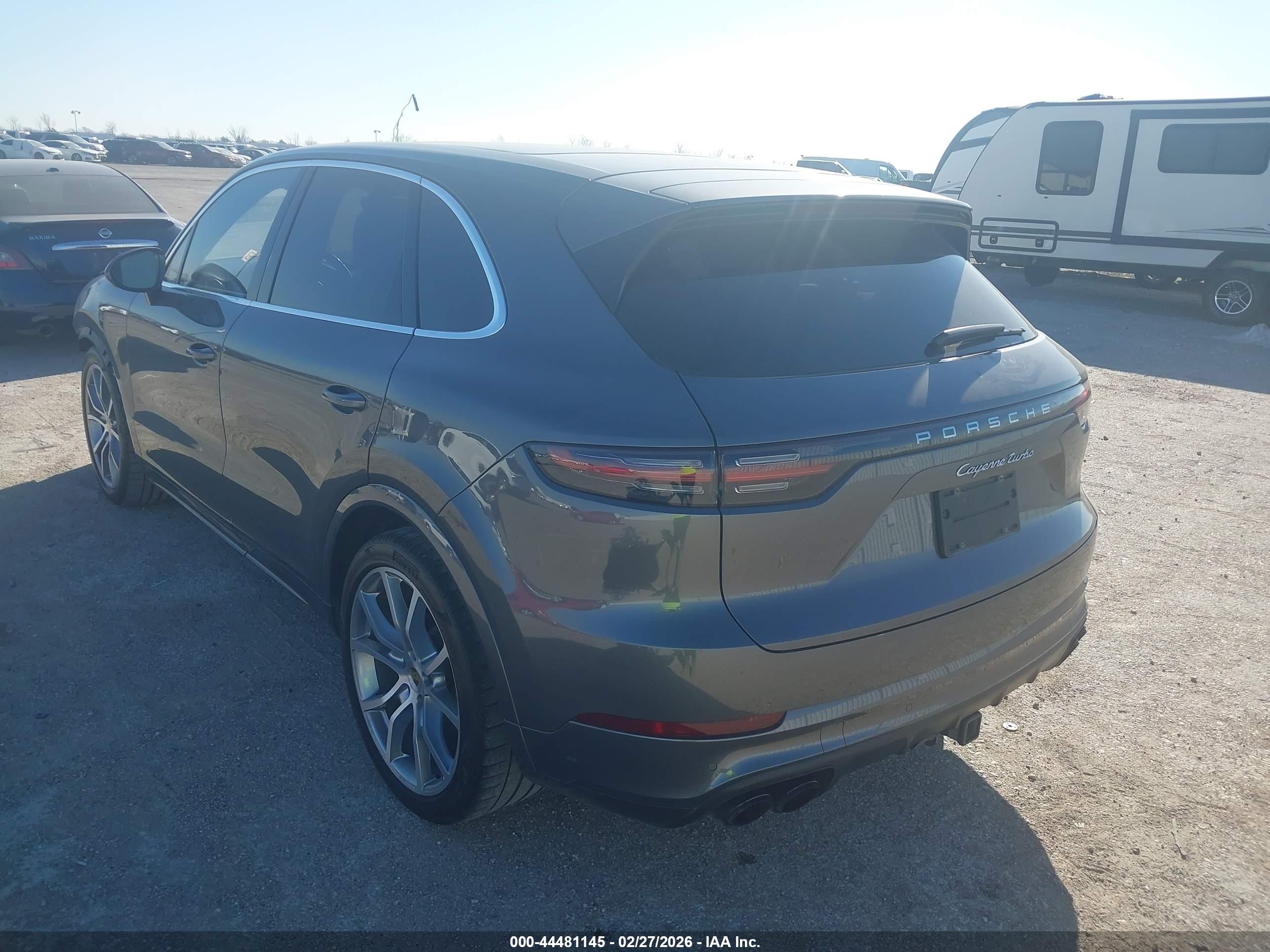 PORSCHE CAYENNE image 3