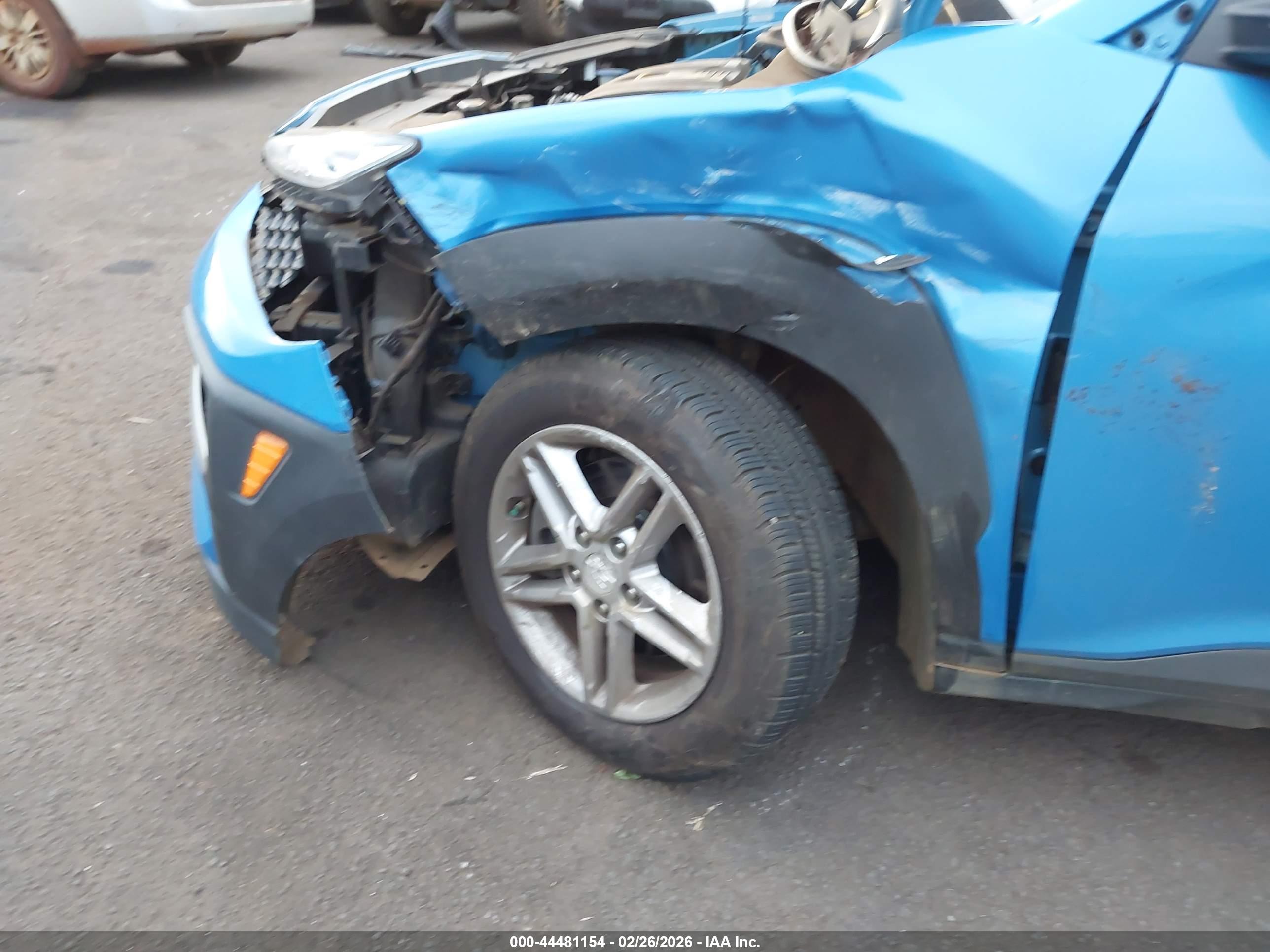 HYUNDAI KONA image 6