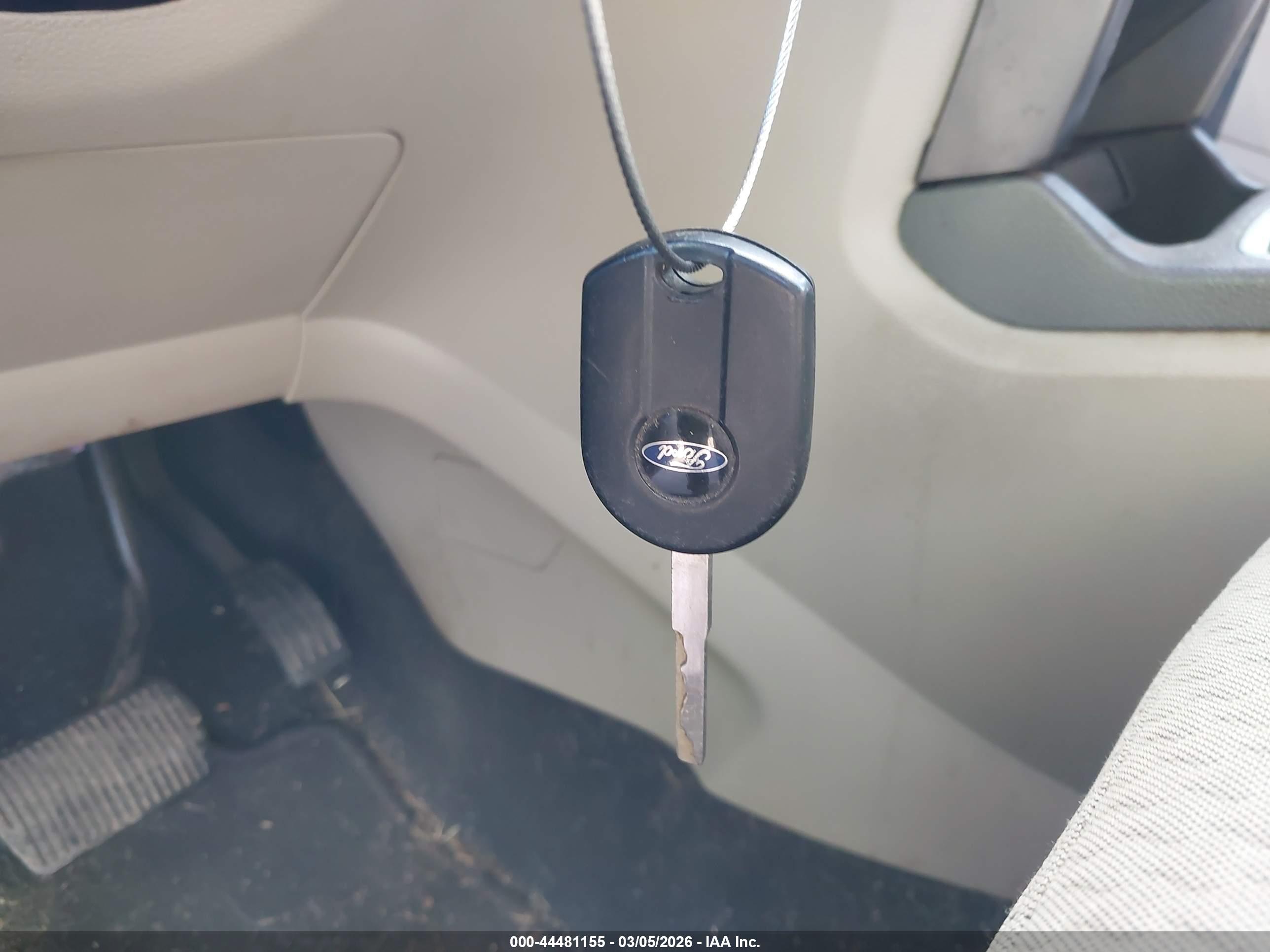 FORD ESCAPE image 11
