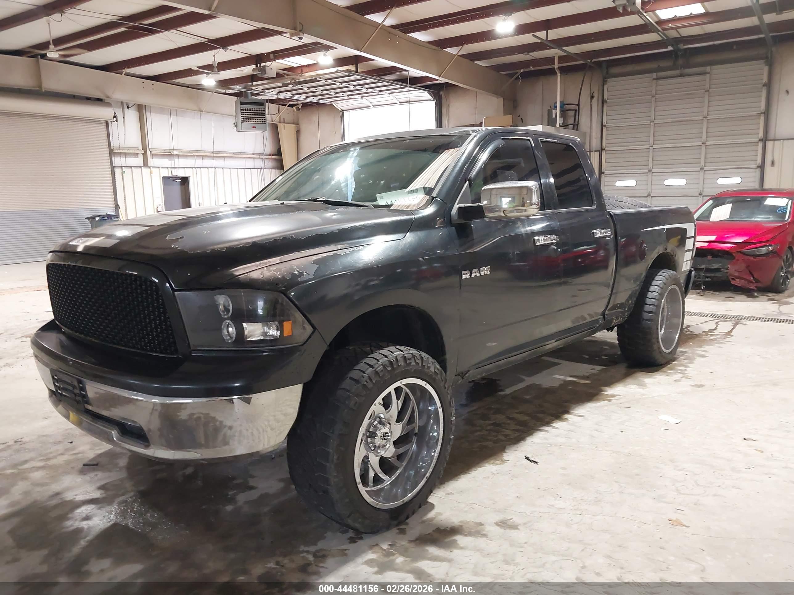 DODGE RAM image 2