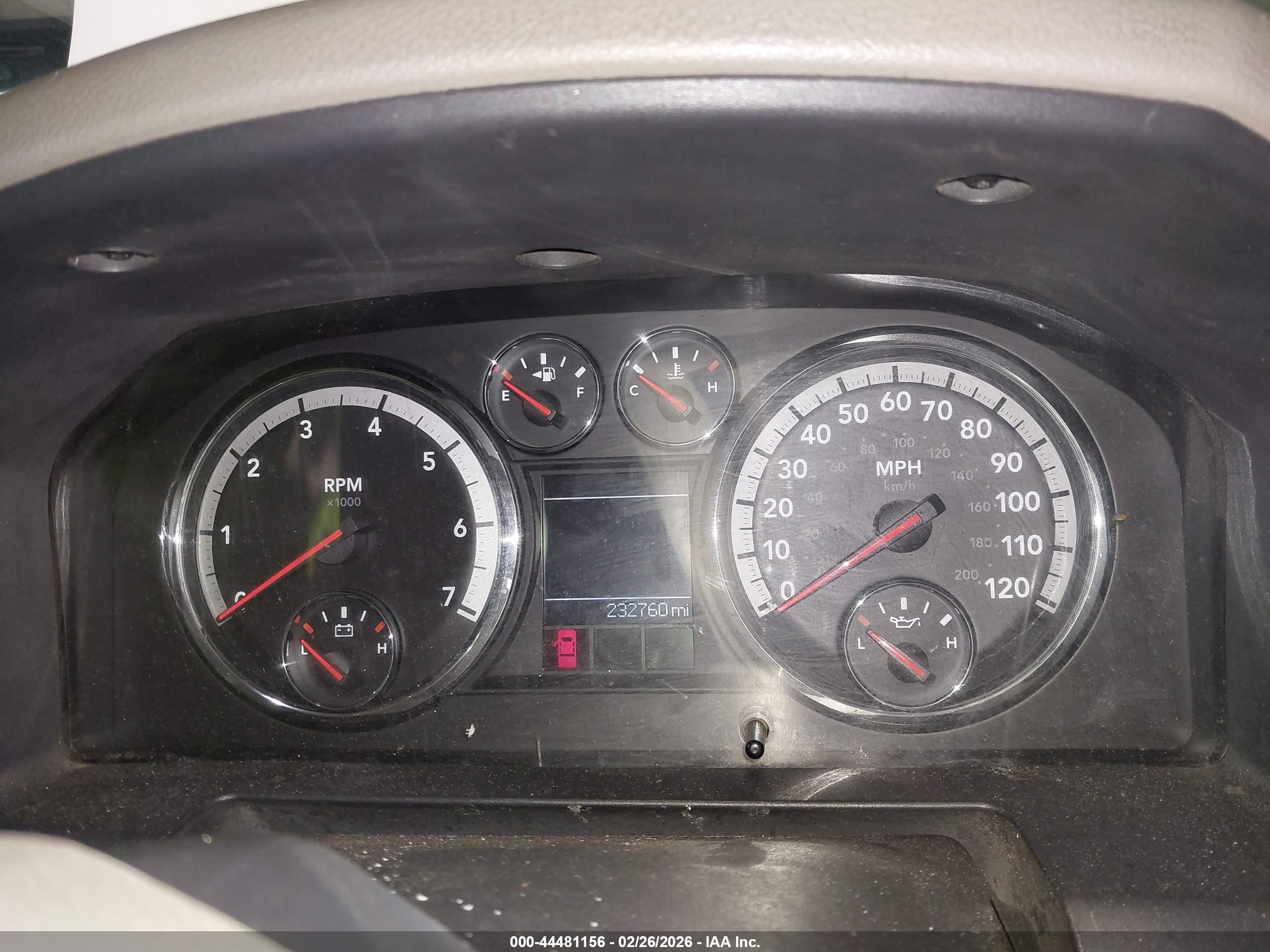 DODGE RAM image 7
