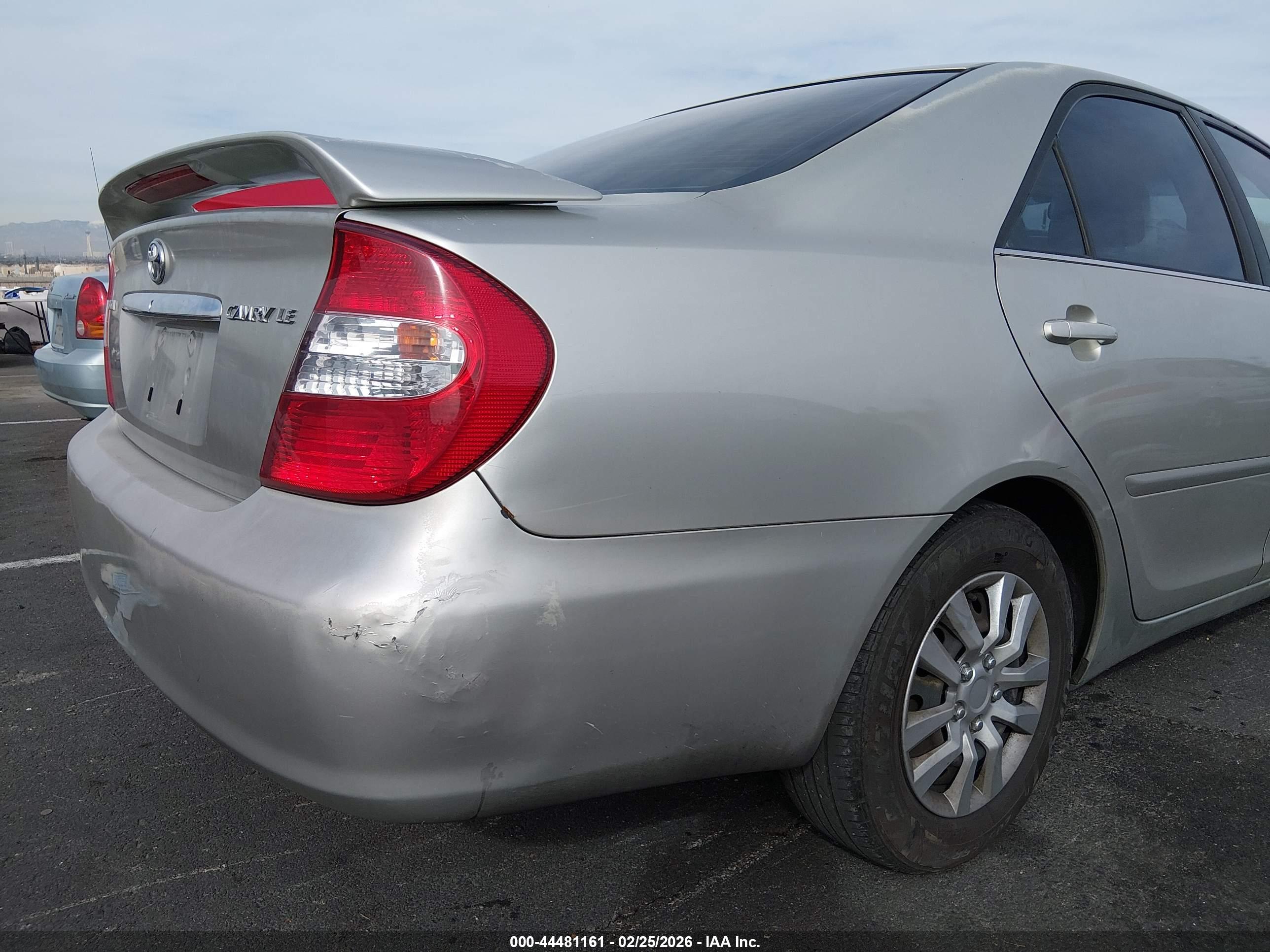 TOYOTA CAMRY image 6