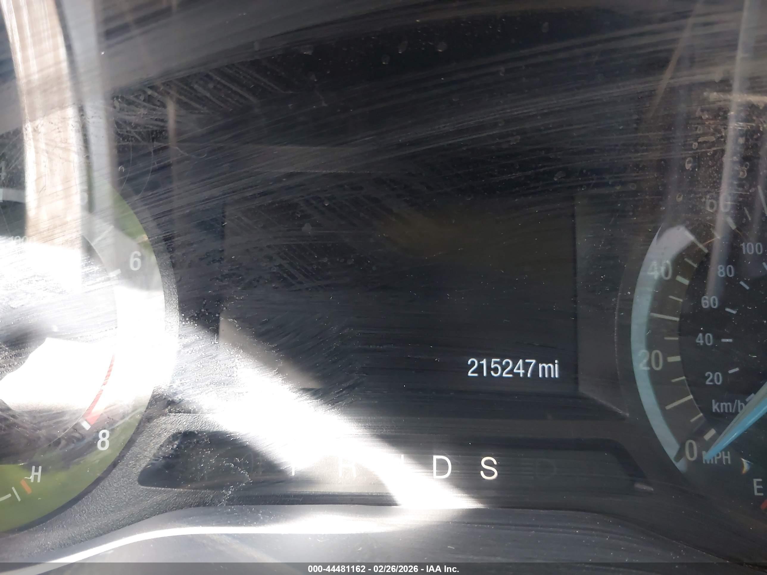 FORD FUSION image 7